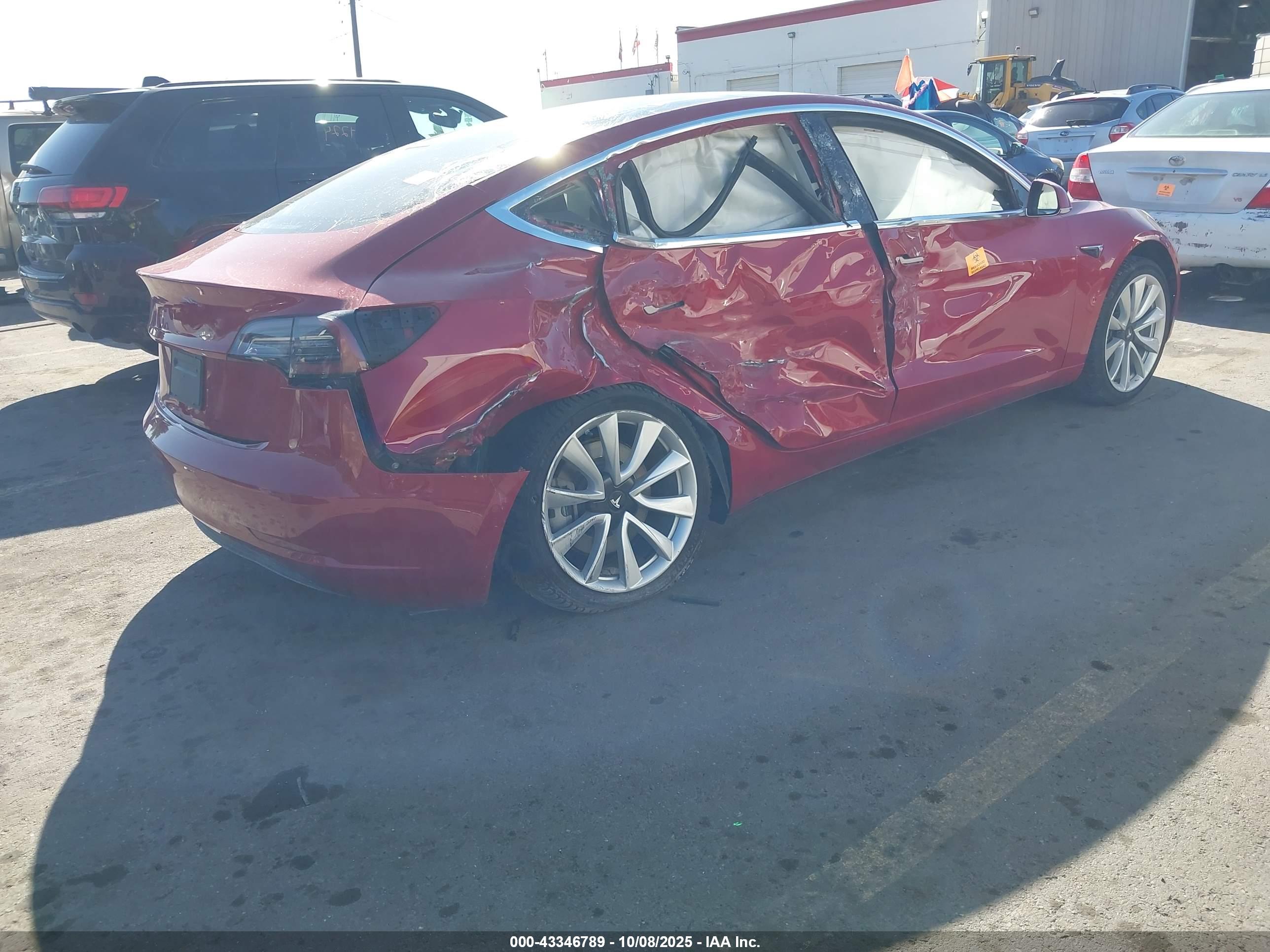 TESLA MODEL image 4