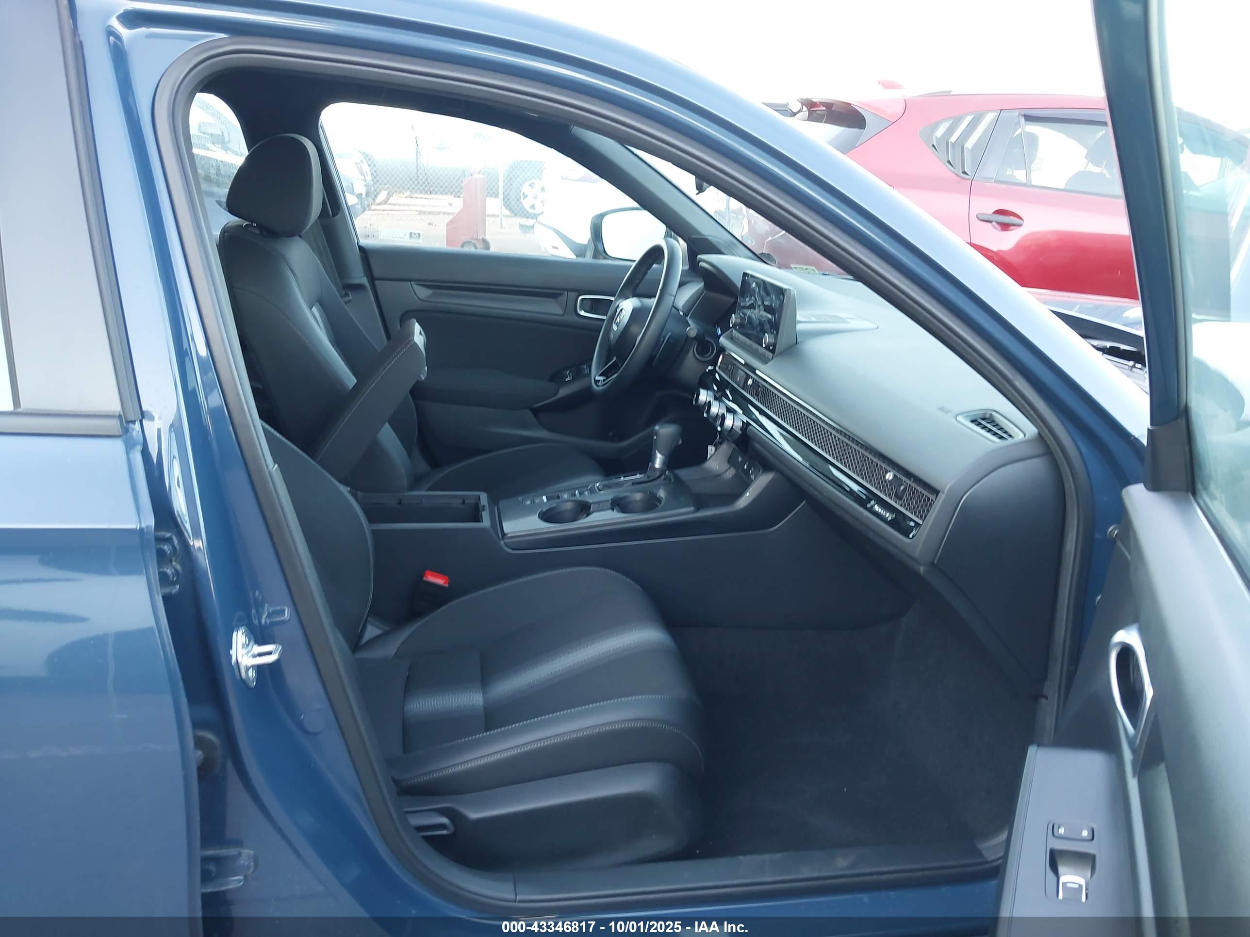 HONDA CIVIC image 5