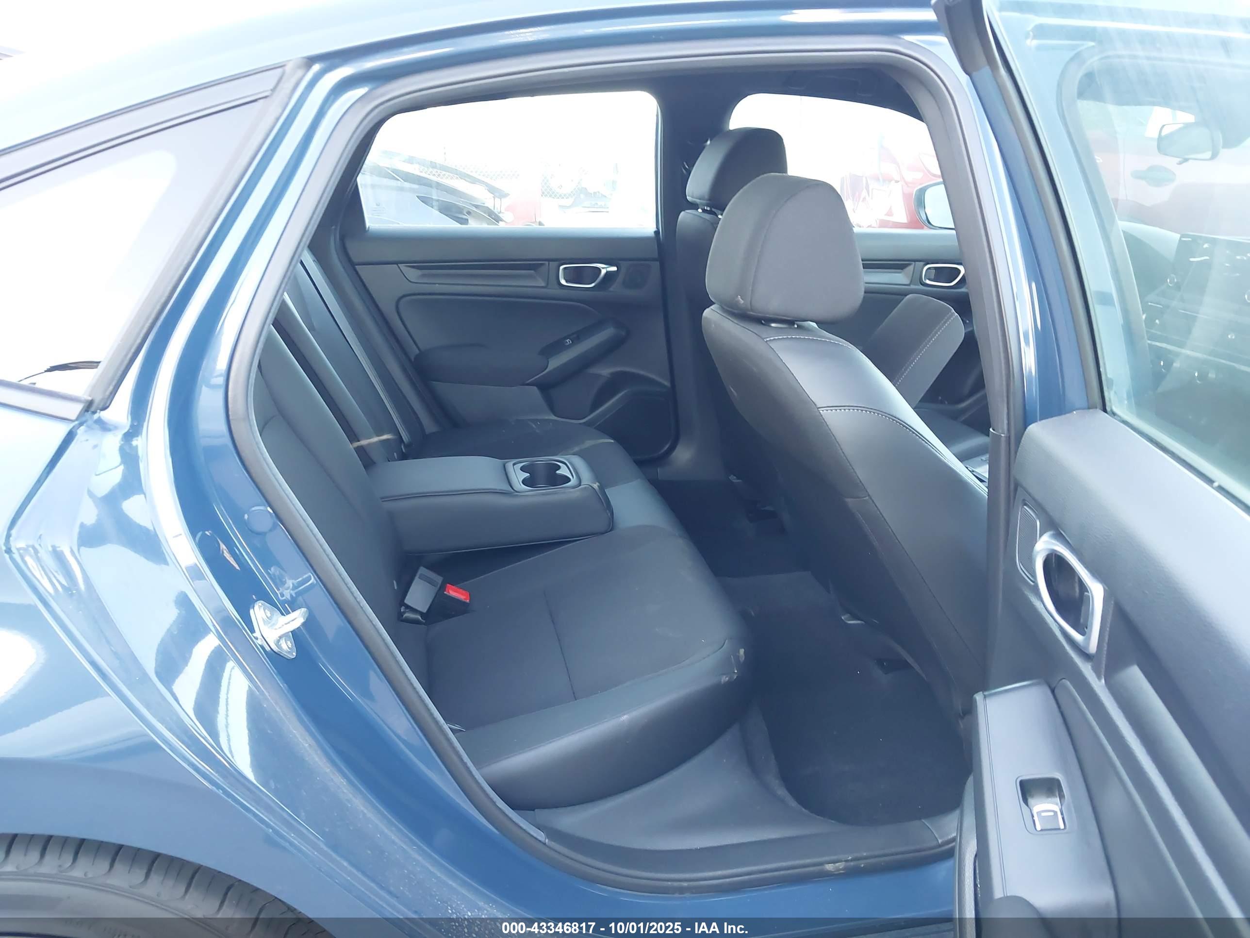 HONDA CIVIC image 8