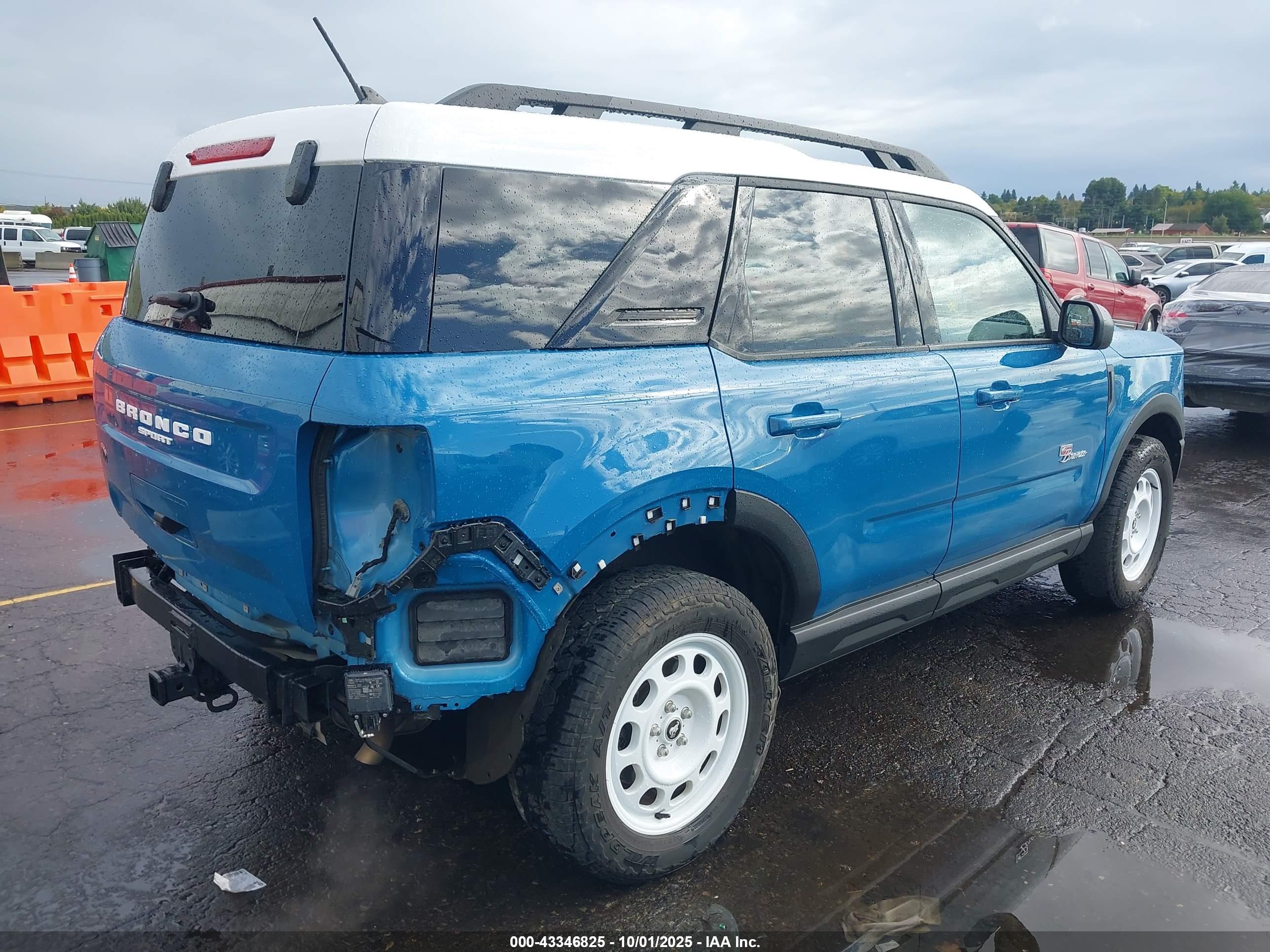 FORD BRONCO image 4