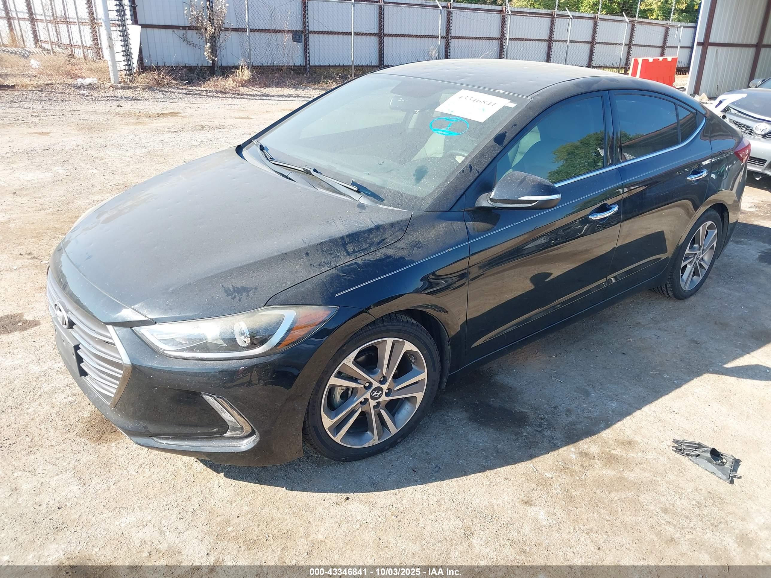 HYUNDAI ELANTRA image 2