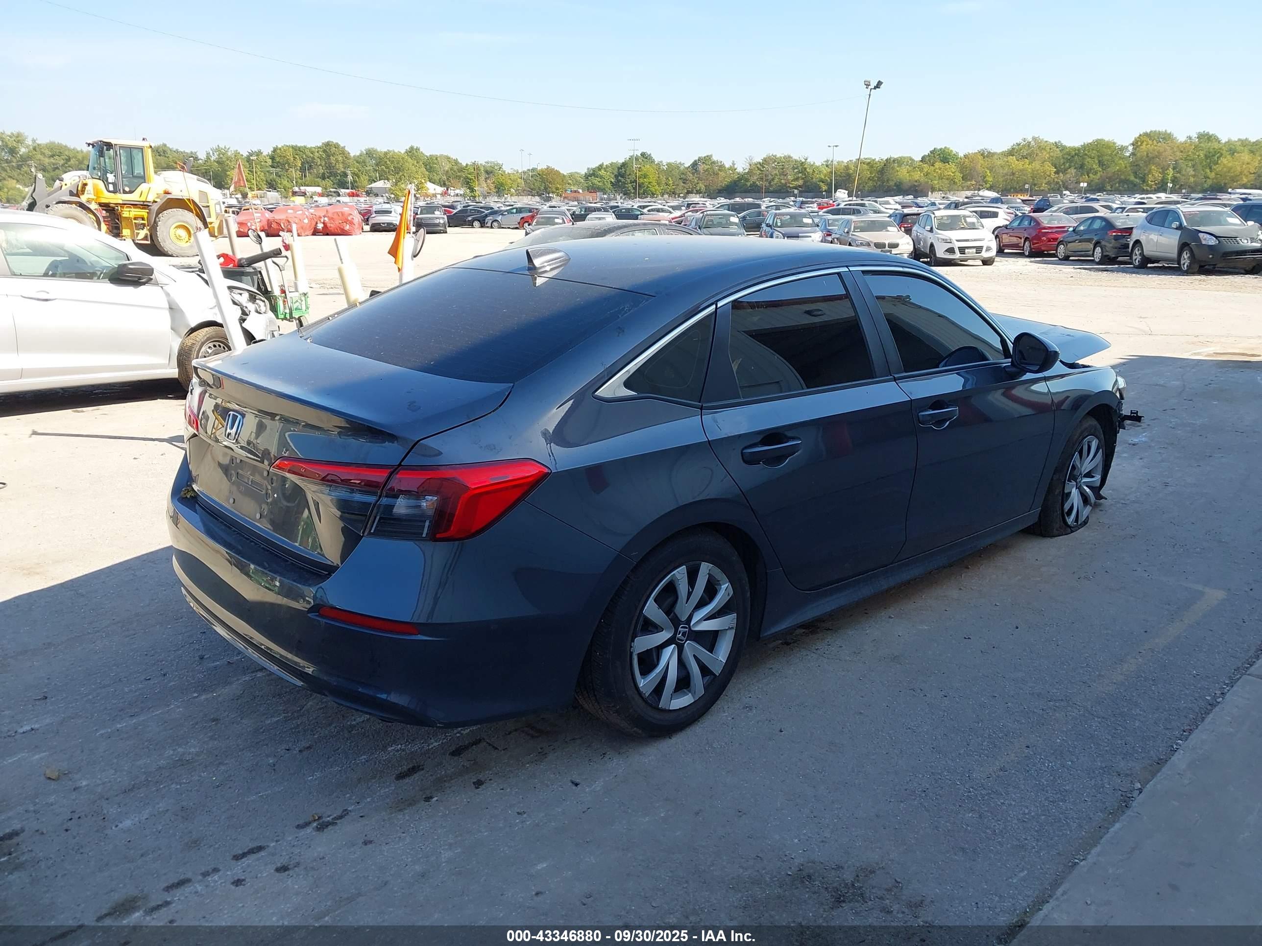 HONDA CIVIC image 4