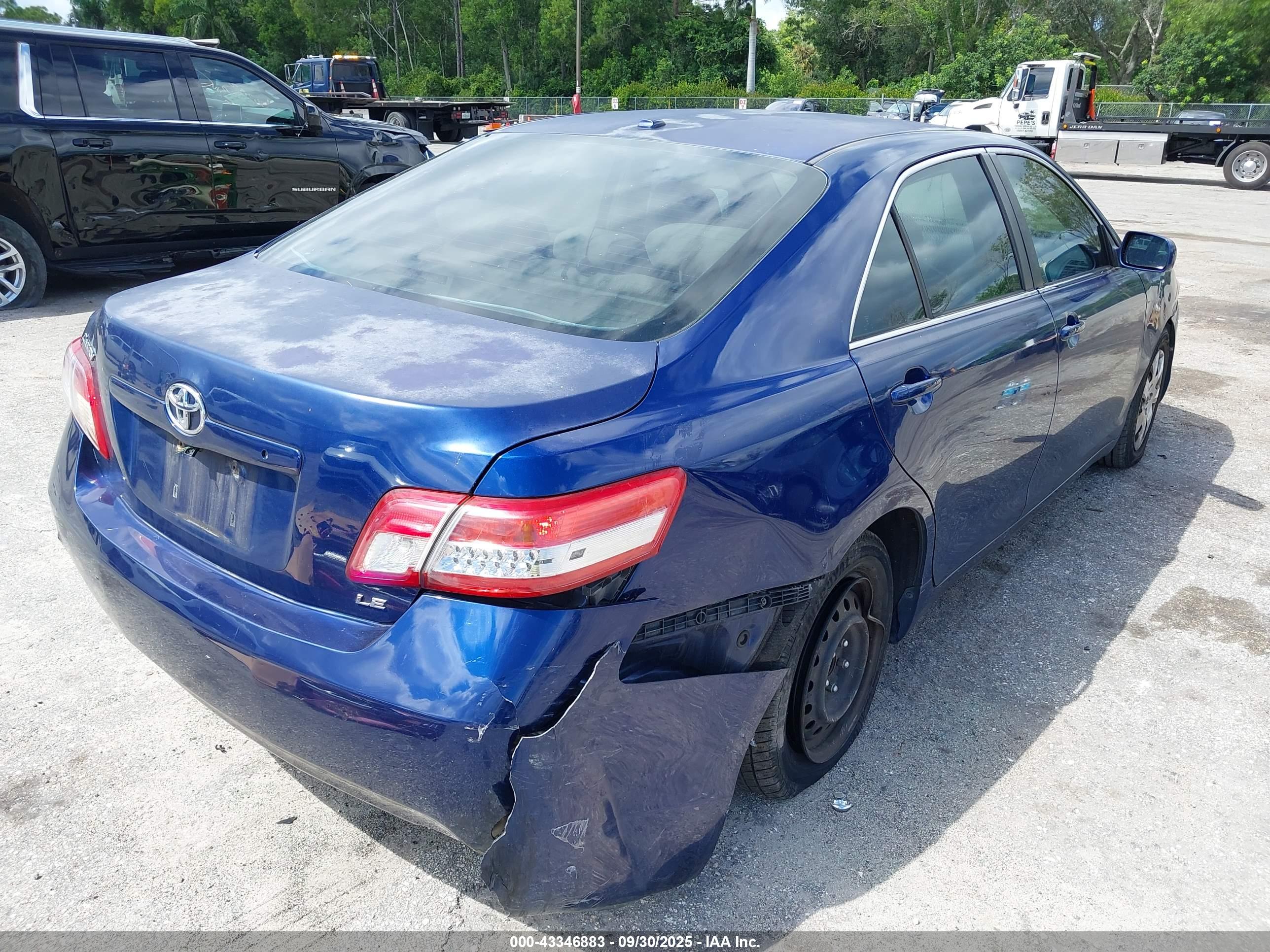 TOYOTA CAMRY image 4