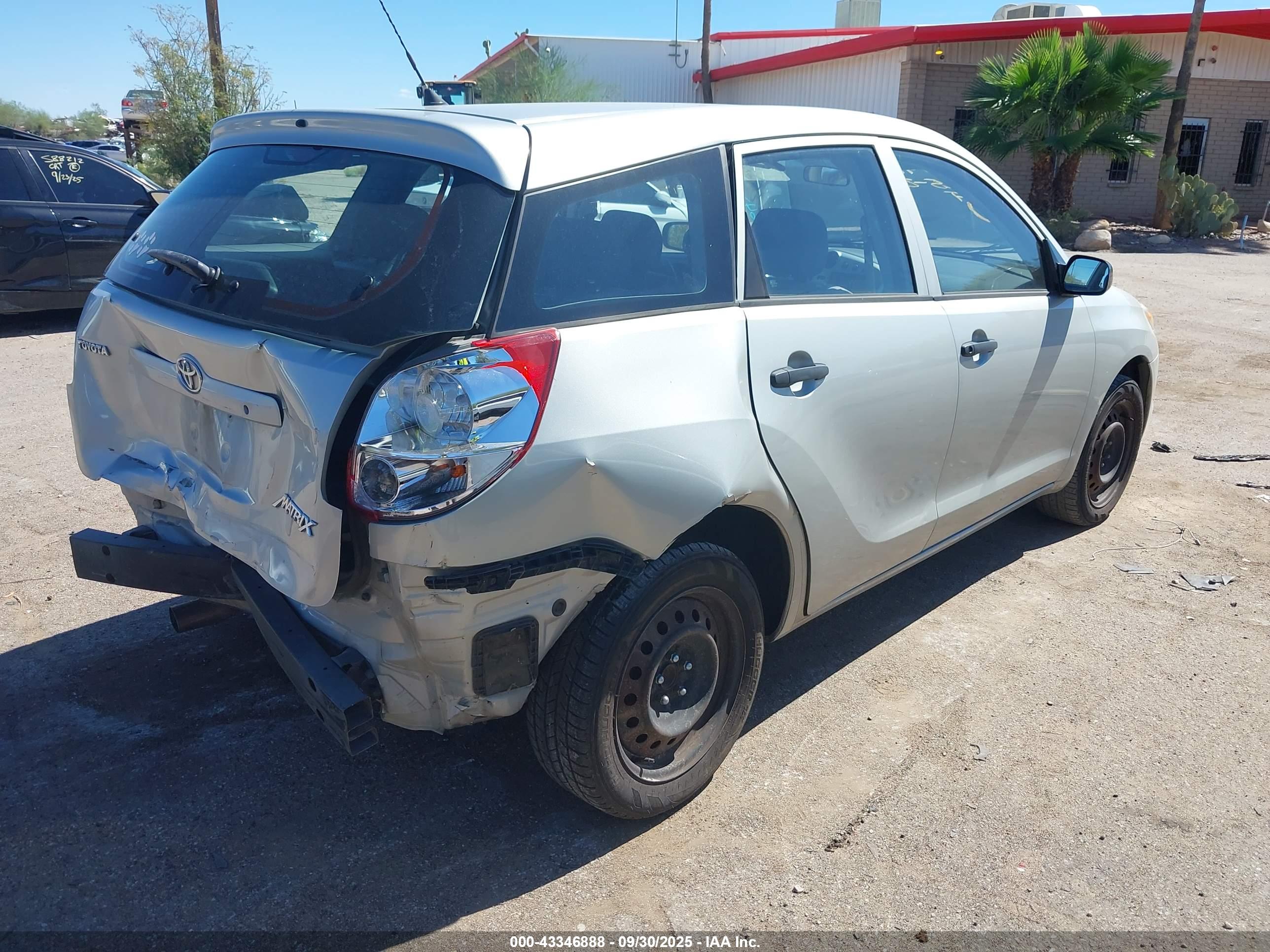 TOYOTA MATRIX image 4