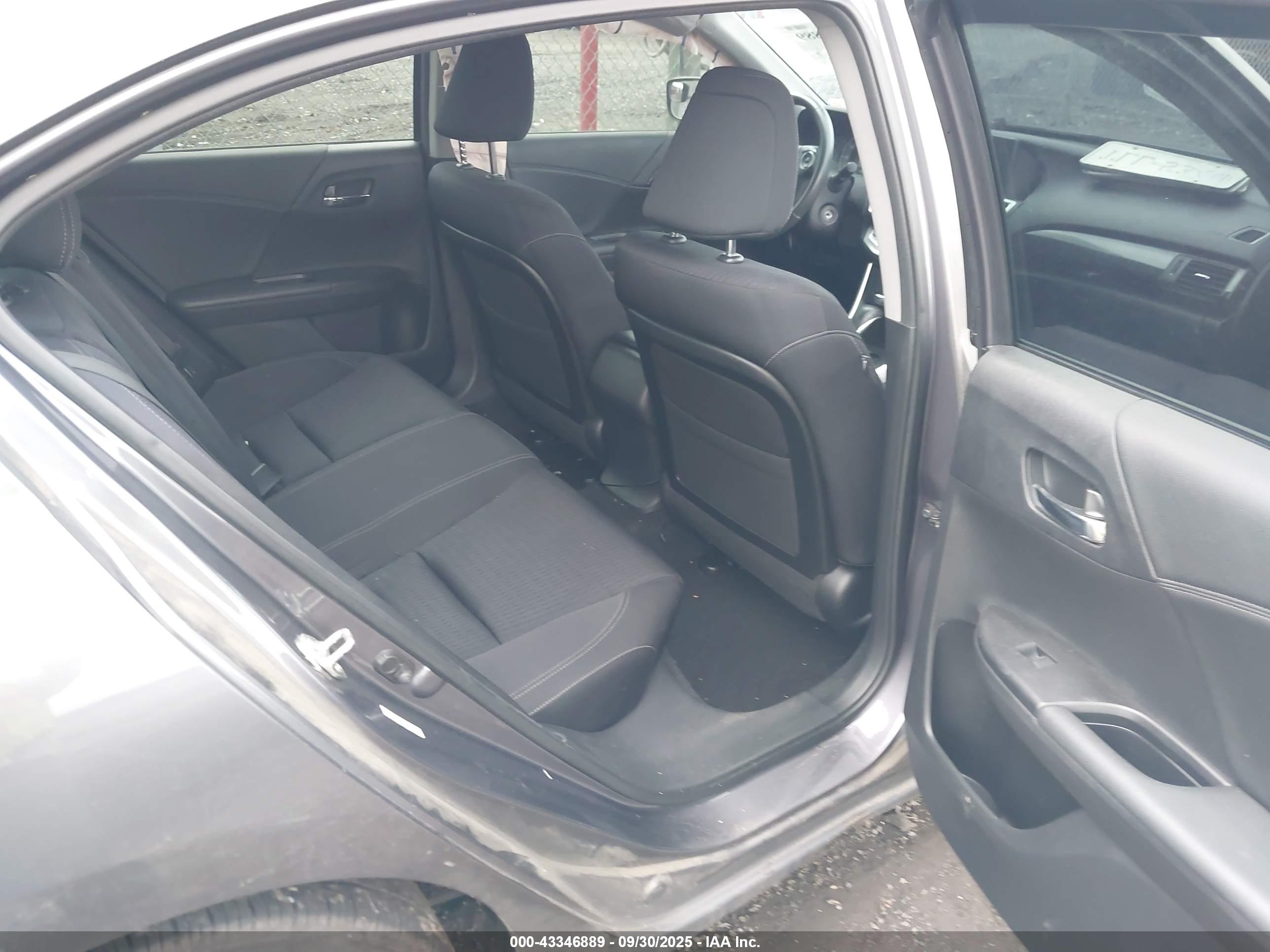 HONDA ACCORD image 8