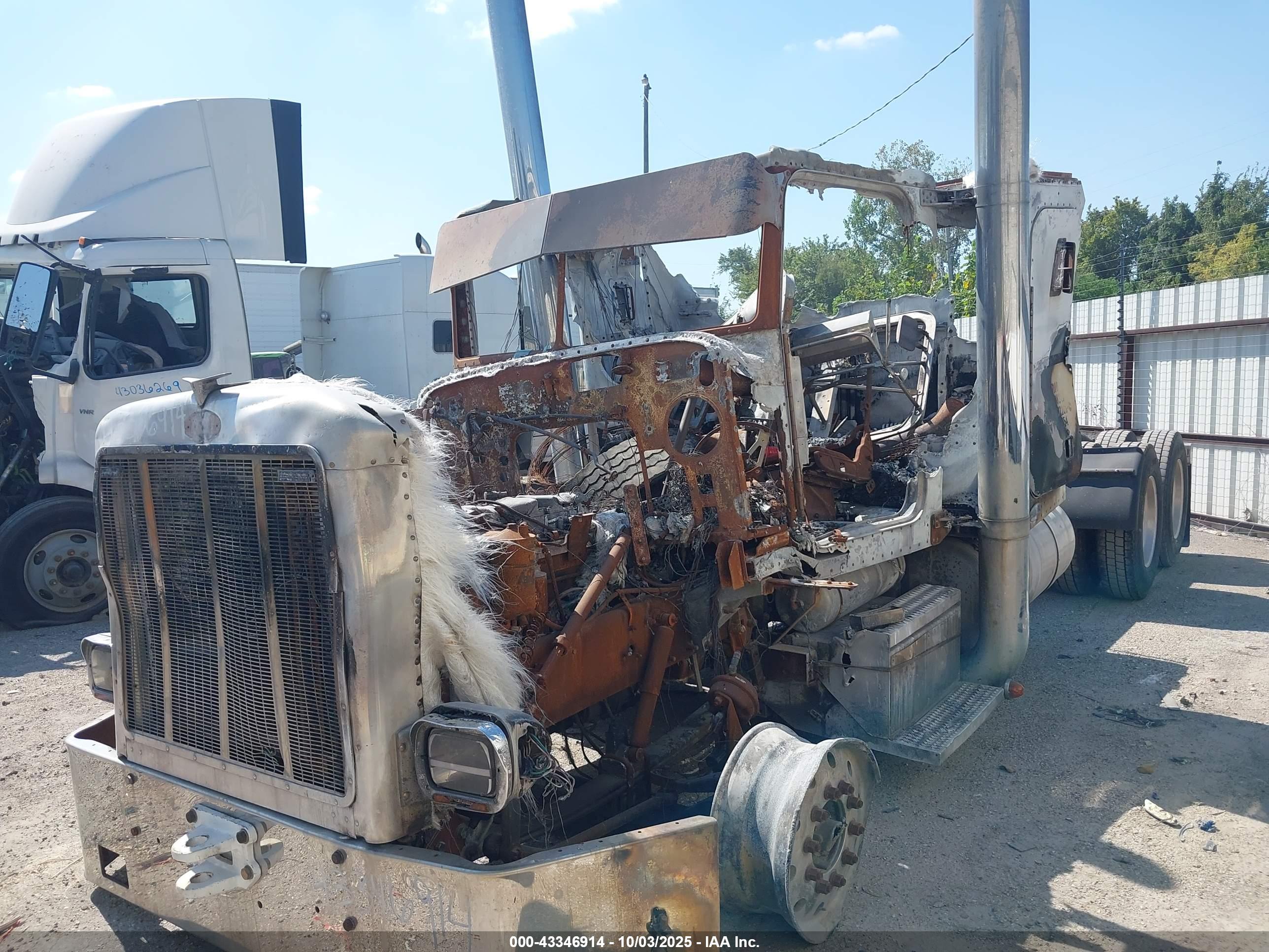 PETERBILT 378 image 2