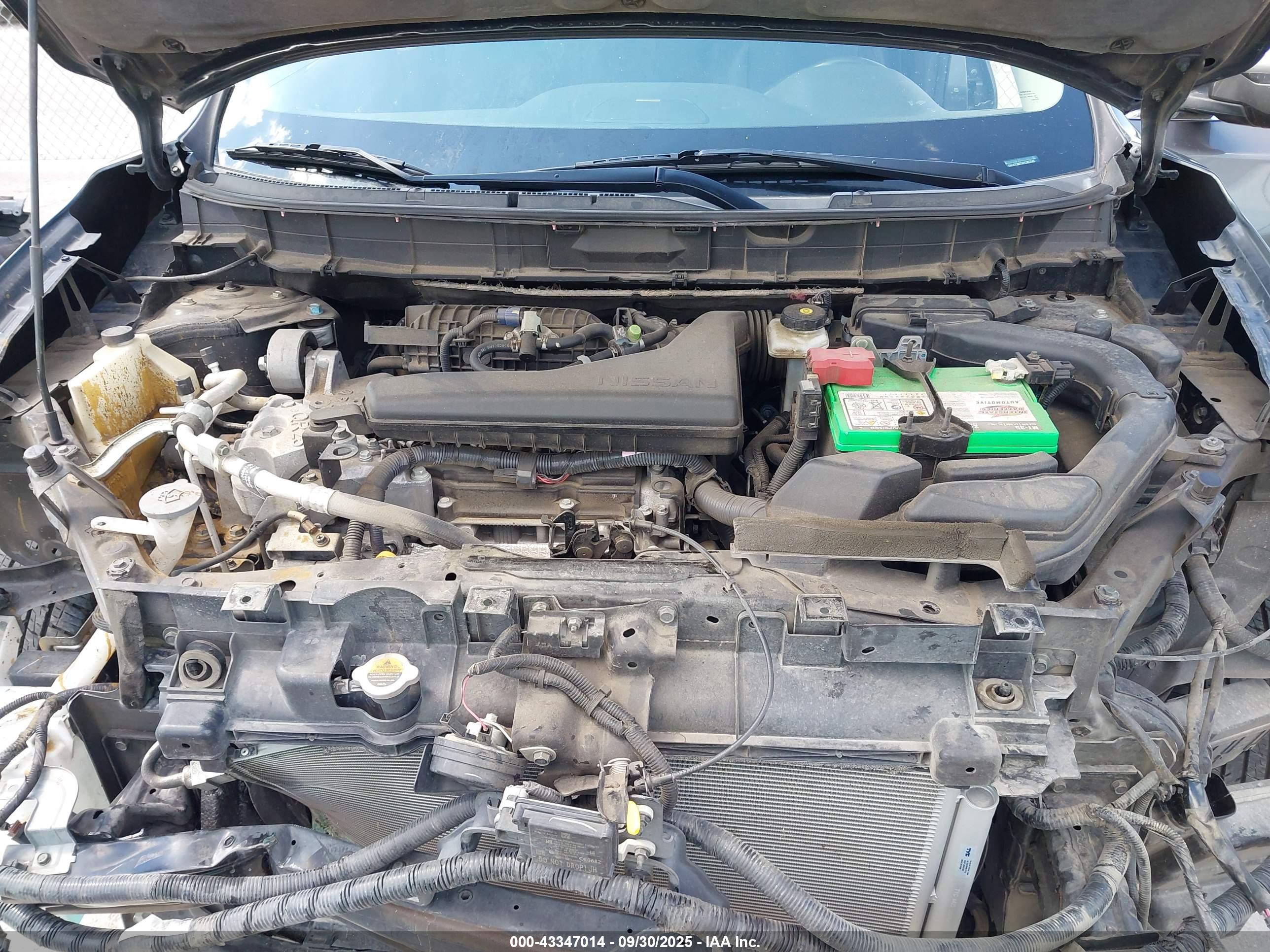 NISSAN ROGUE image 10
