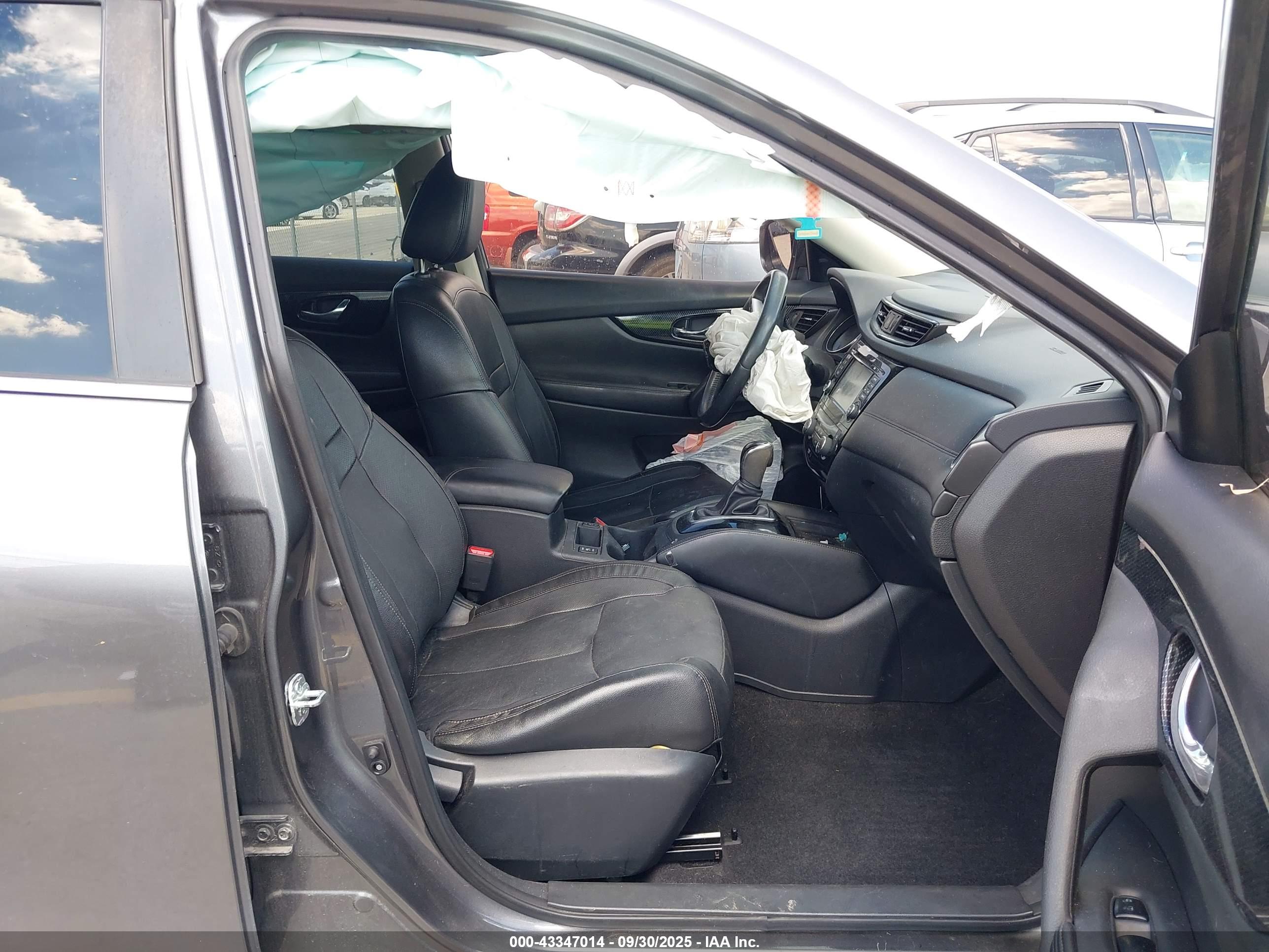 NISSAN ROGUE image 5
