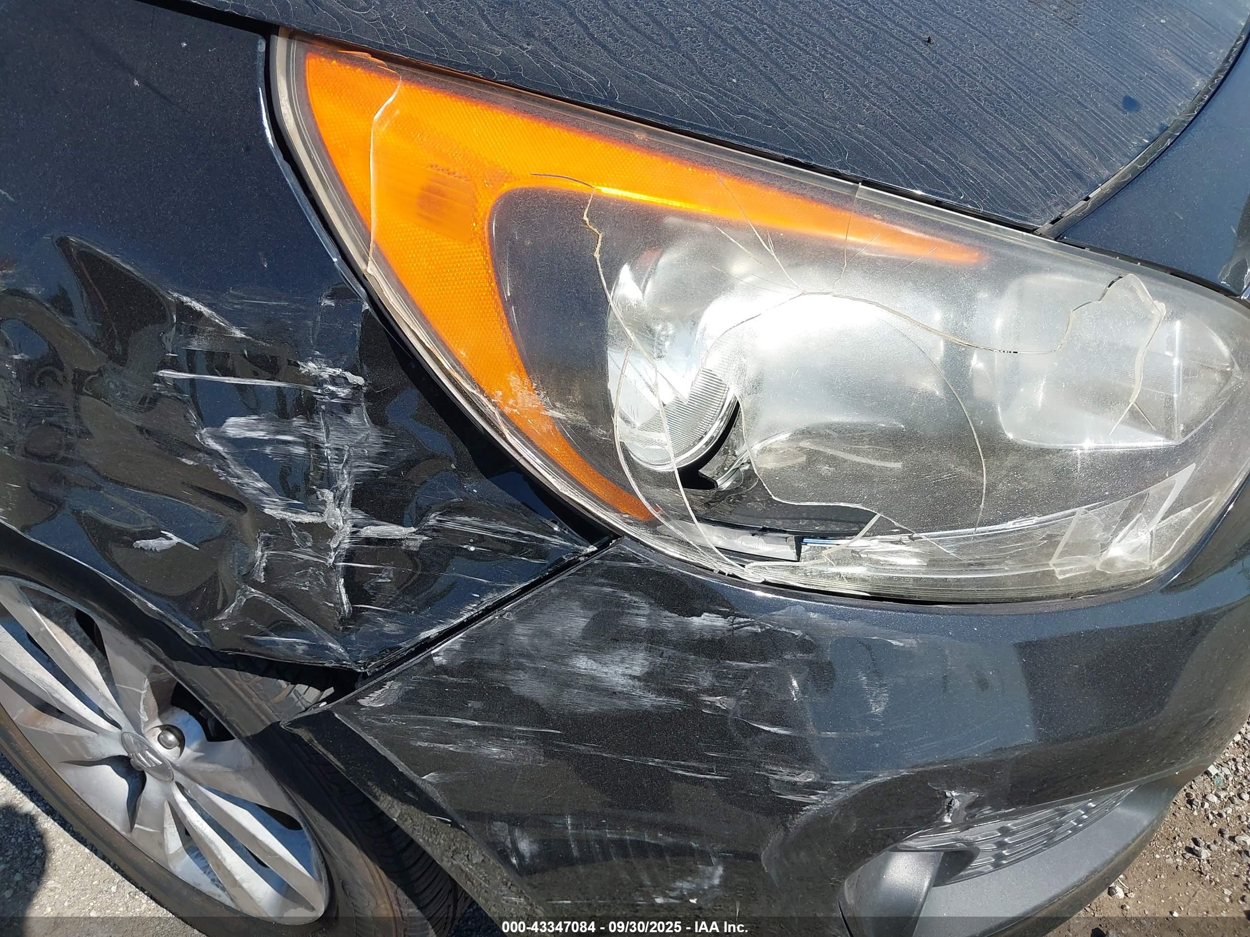 KIA RIO image 6