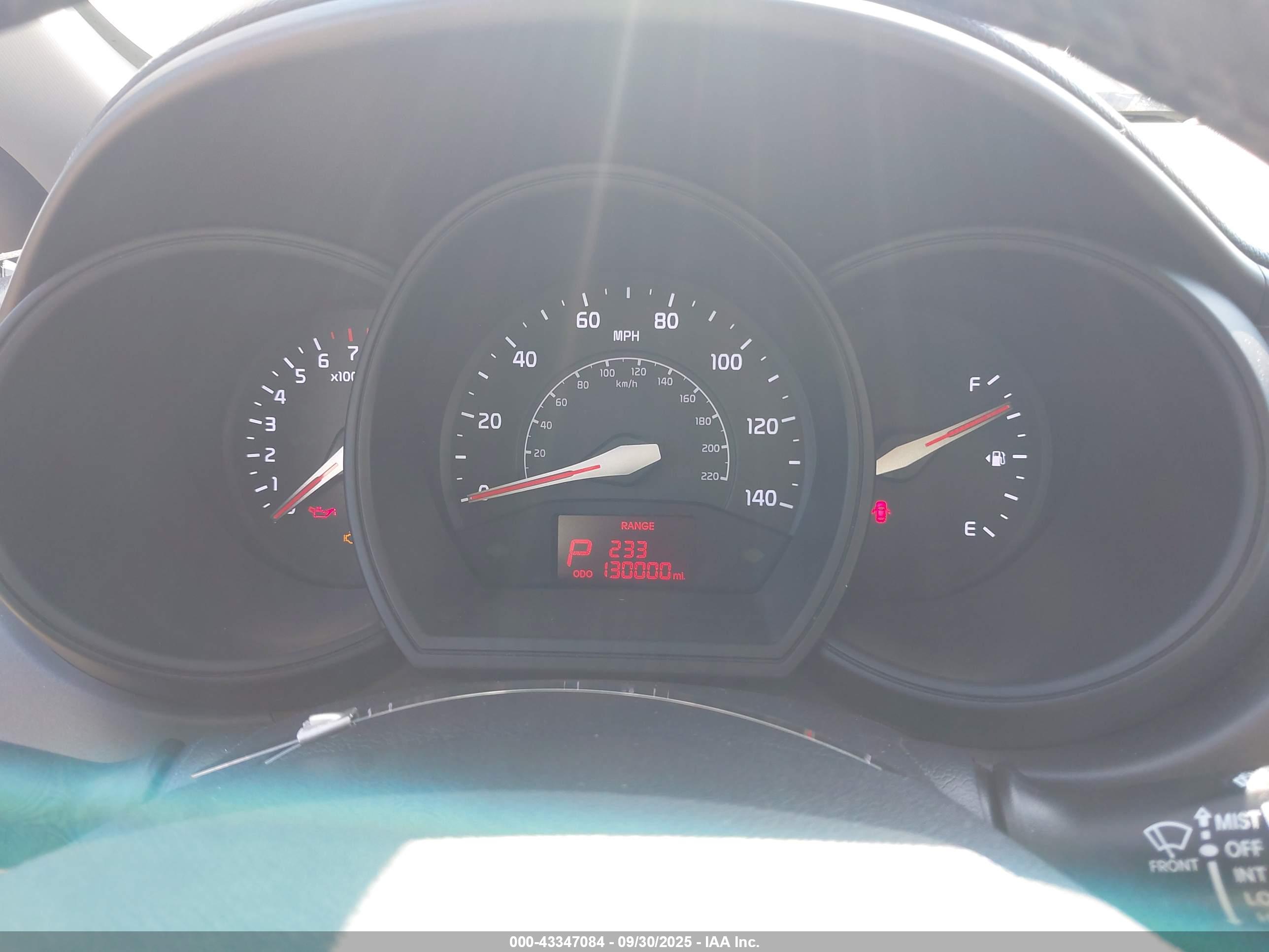 KIA RIO image 7