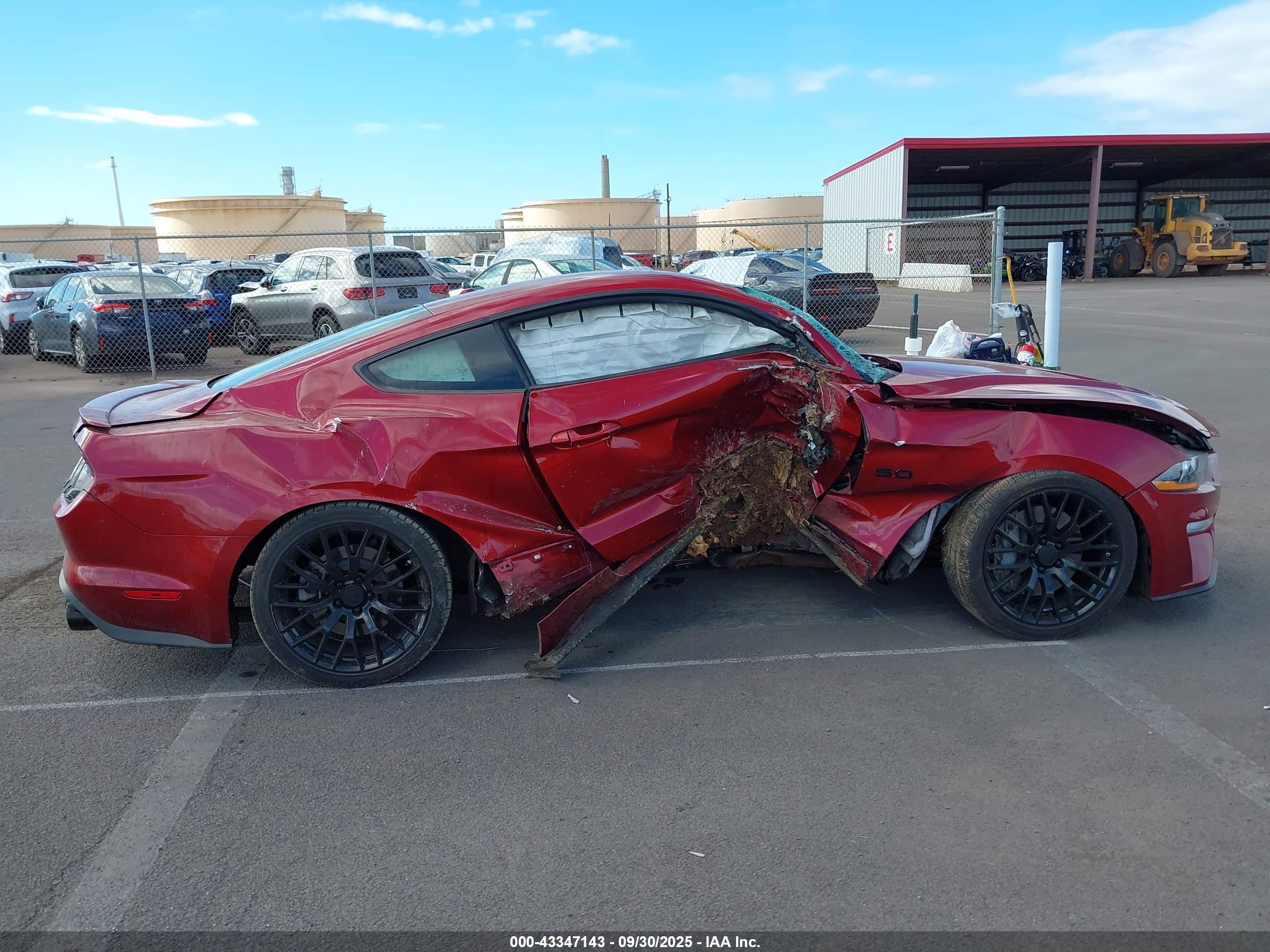 FORD MUSTANG image 6