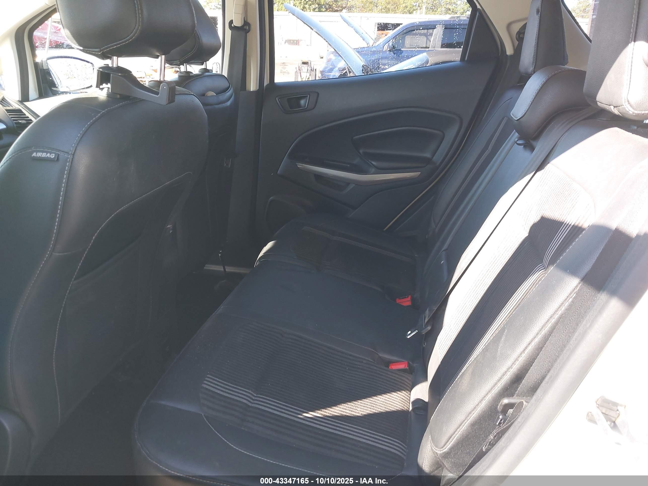 FORD ECOSPORT image 8