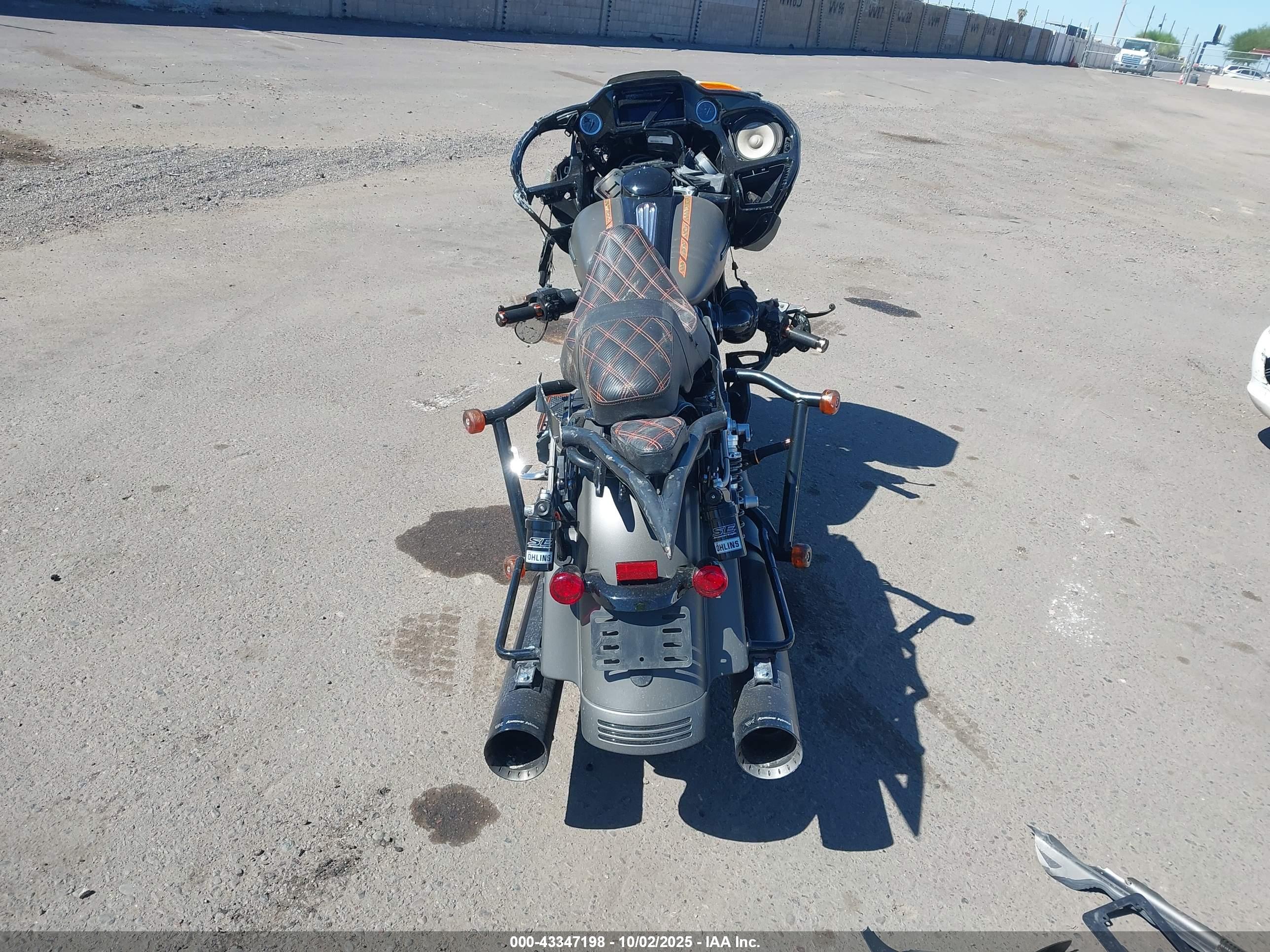 HARLEY-DAVIDSON FLTRXS image 6