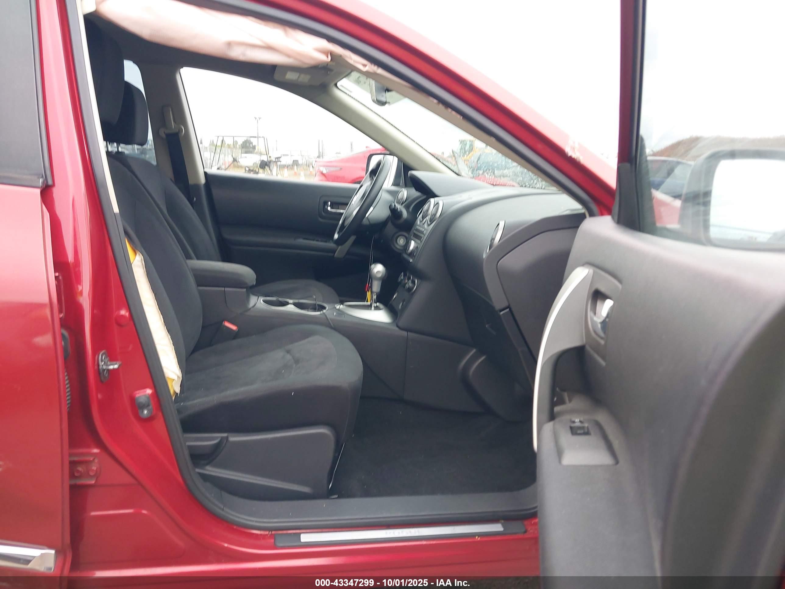 NISSAN ROGUE image 5