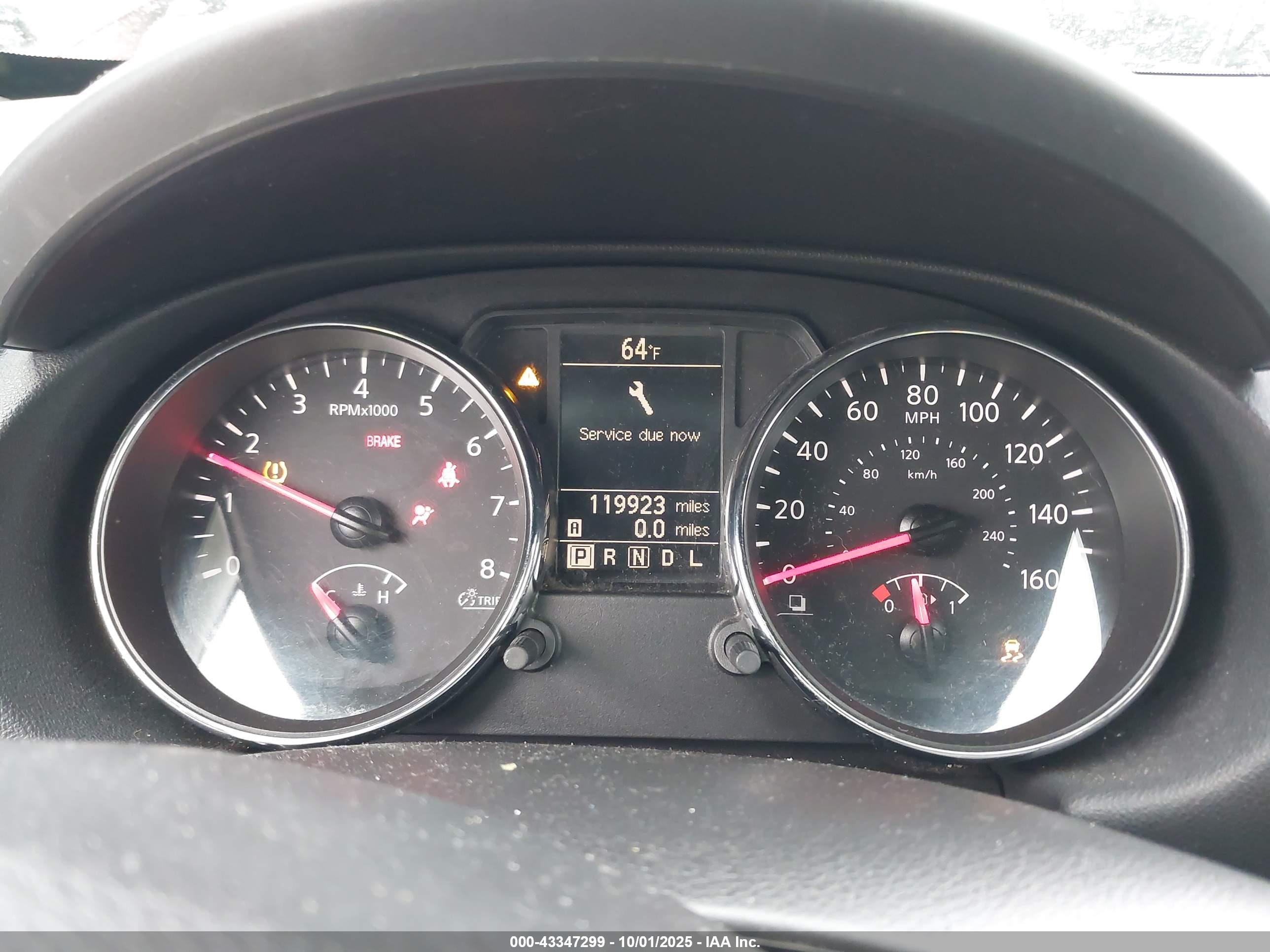 NISSAN ROGUE image 7