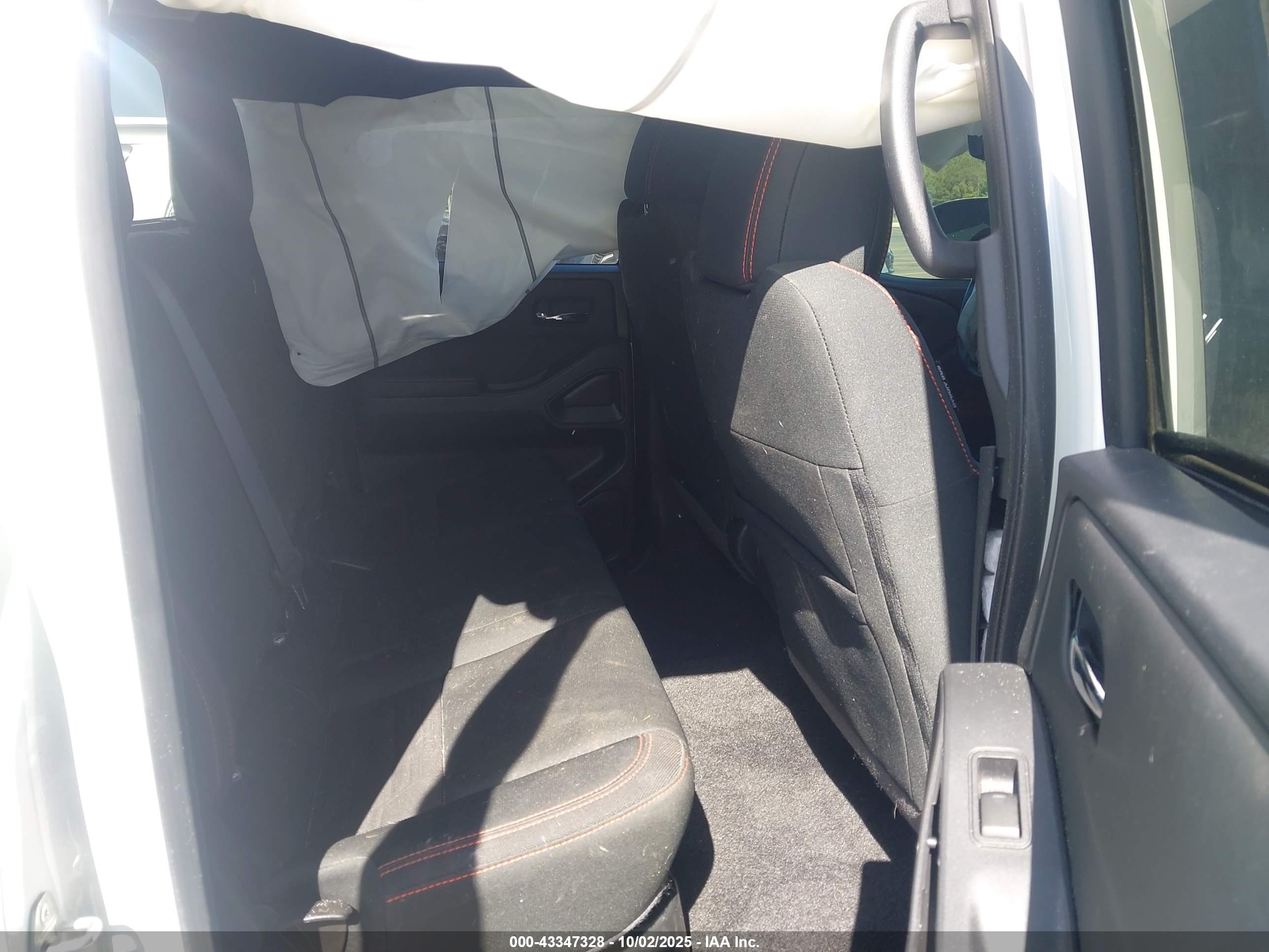 NISSAN FRONTIER image 8