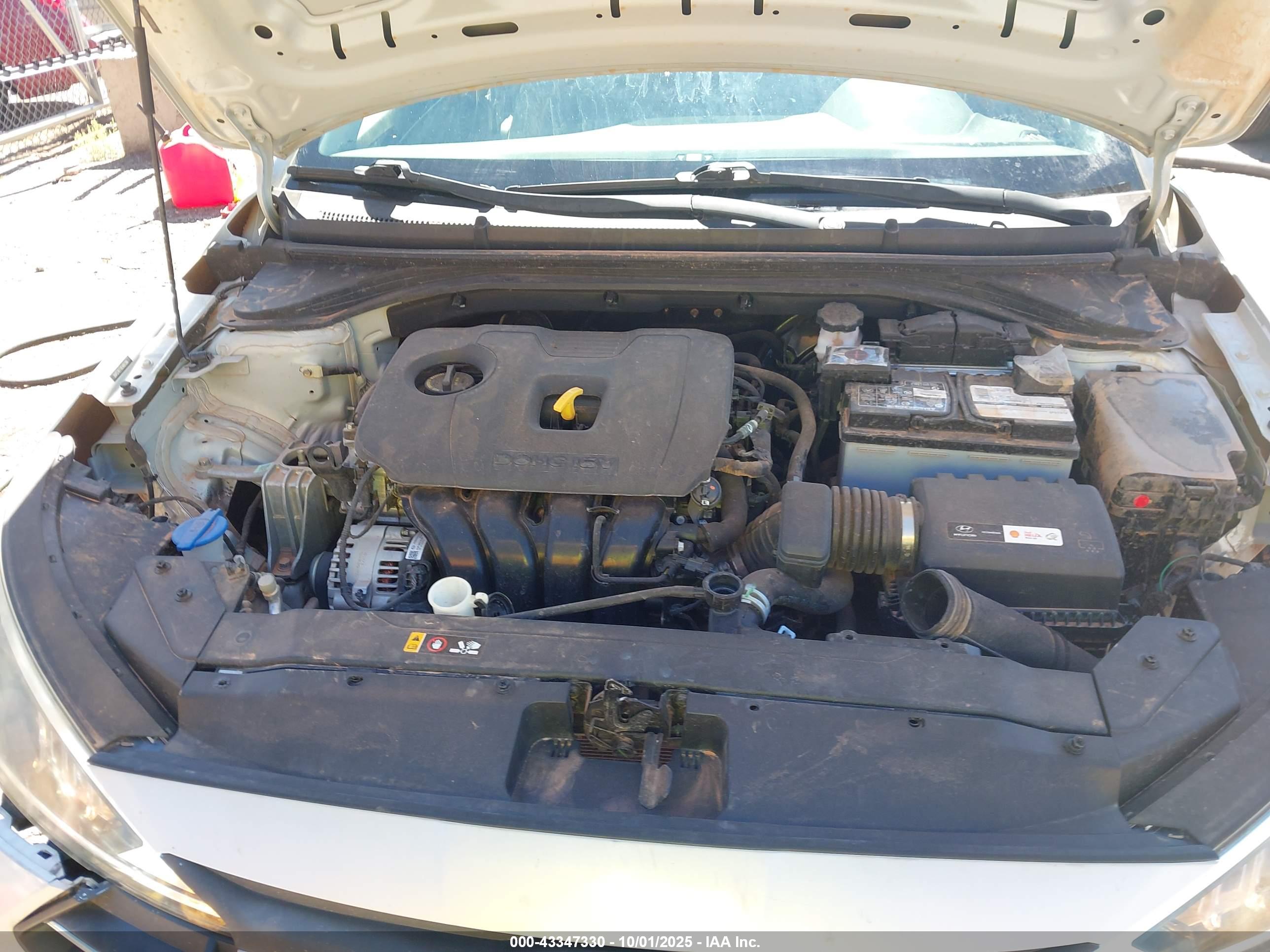 HYUNDAI ELANTRA image 10