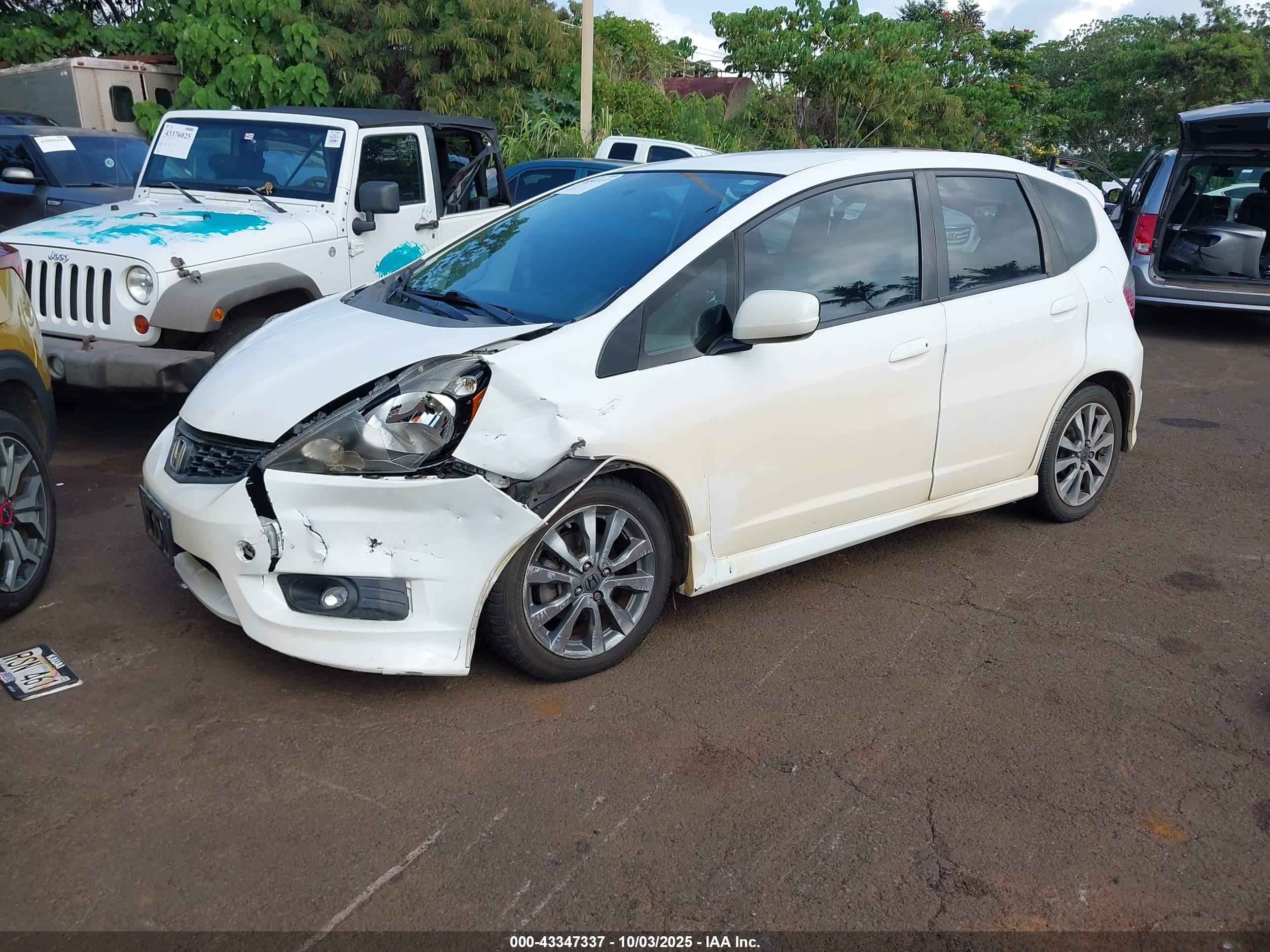 HONDA FIT image 2