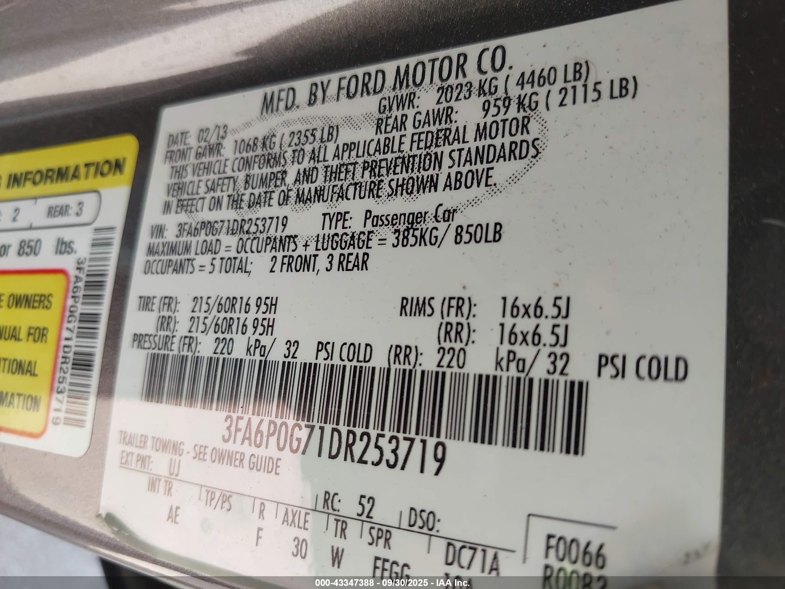 FORD FUSION image 9