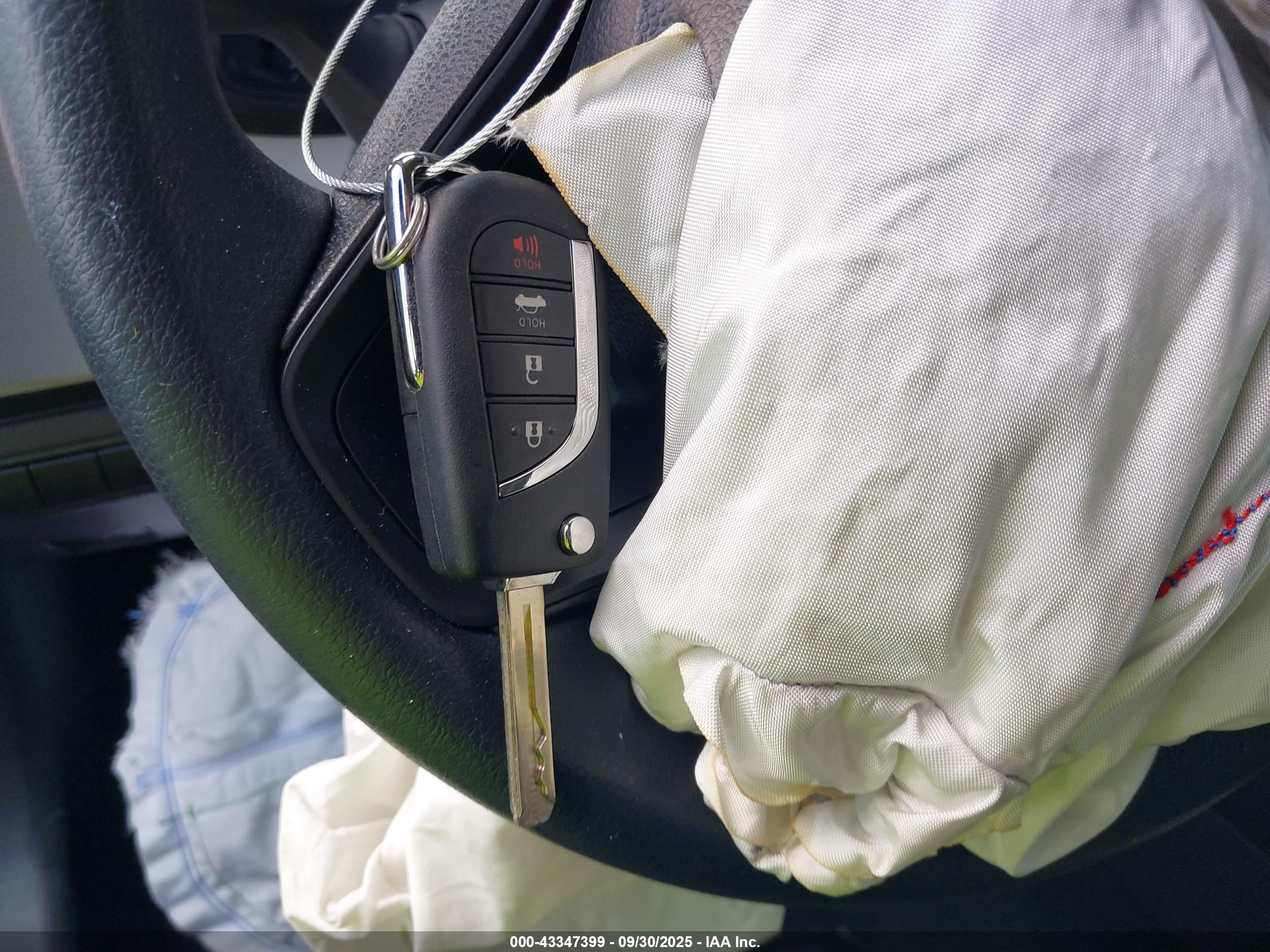 TOYOTA COROLLA image 11