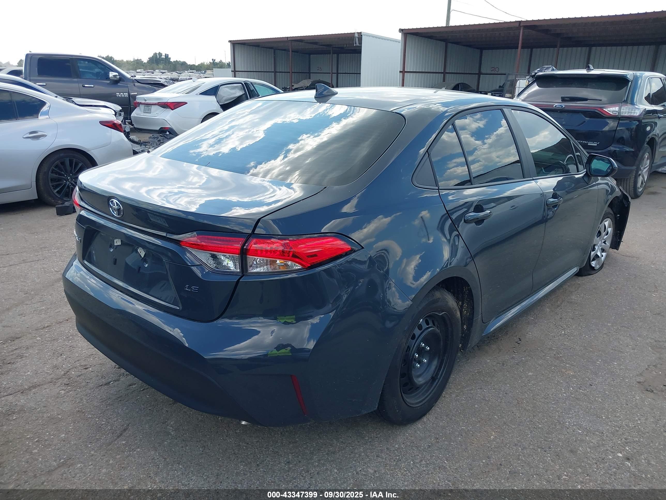 TOYOTA COROLLA image 4