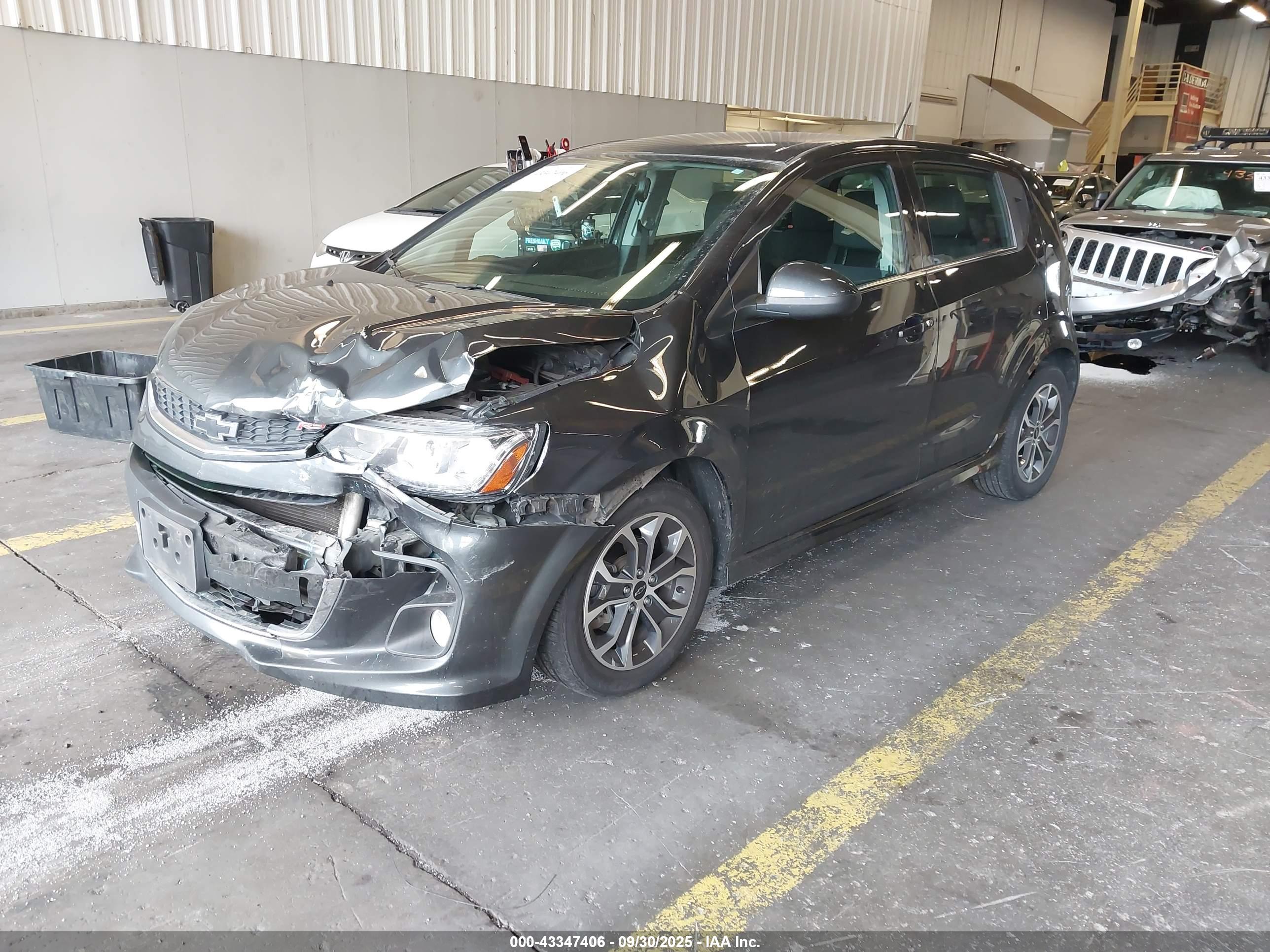 CHEVROLET SONIC image 2