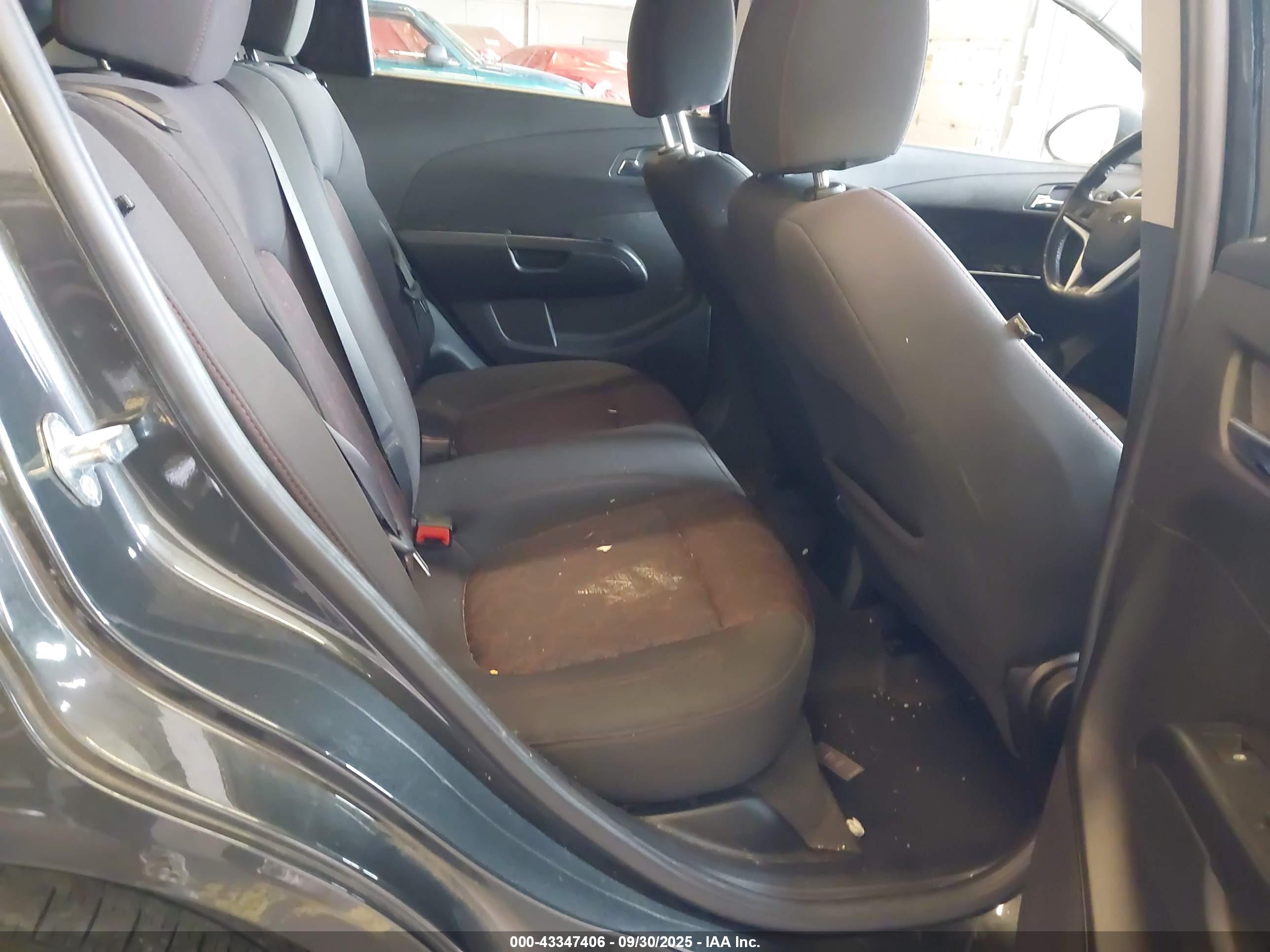 CHEVROLET SONIC image 8