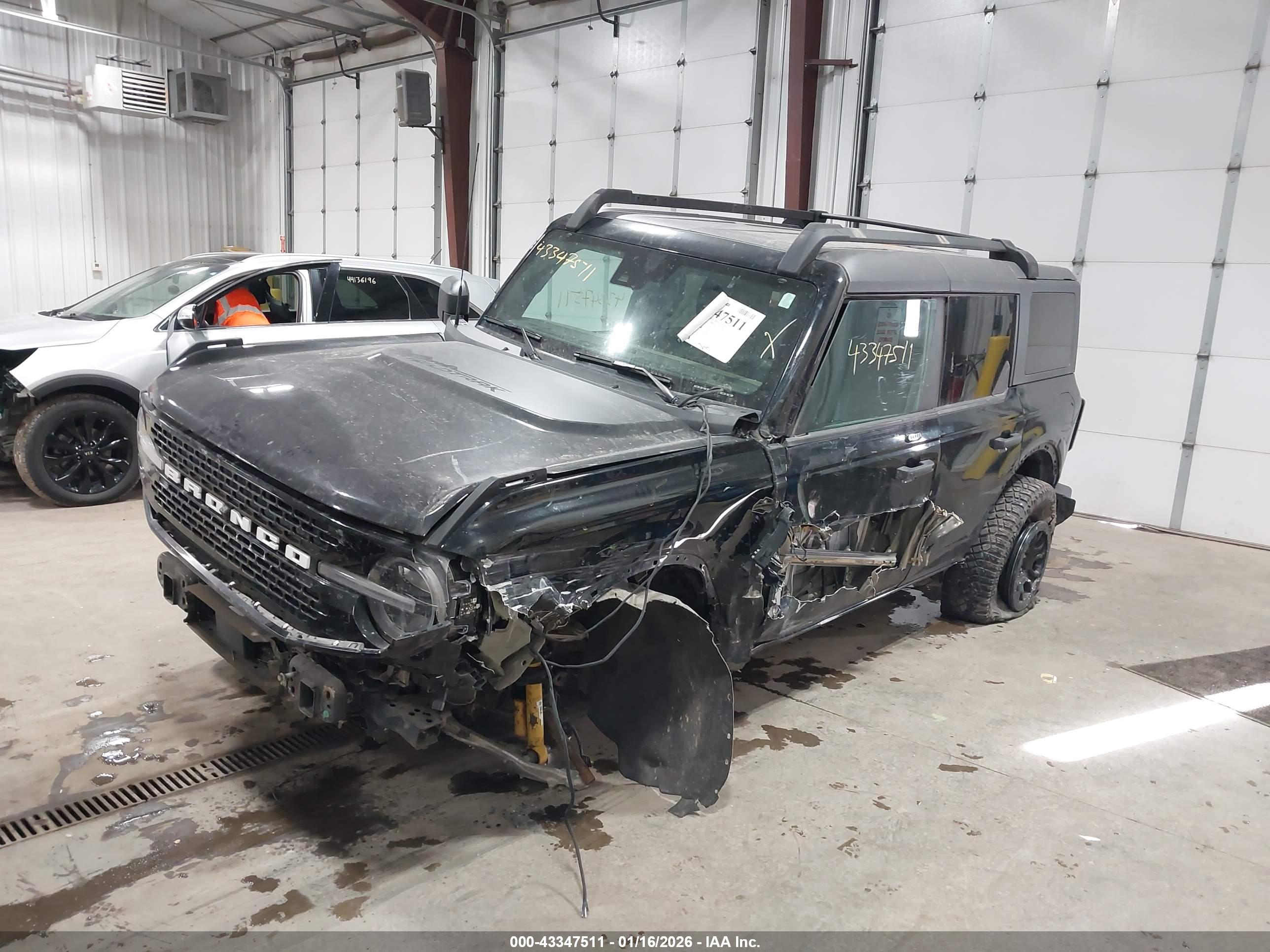 FORD BRONCO image 2
