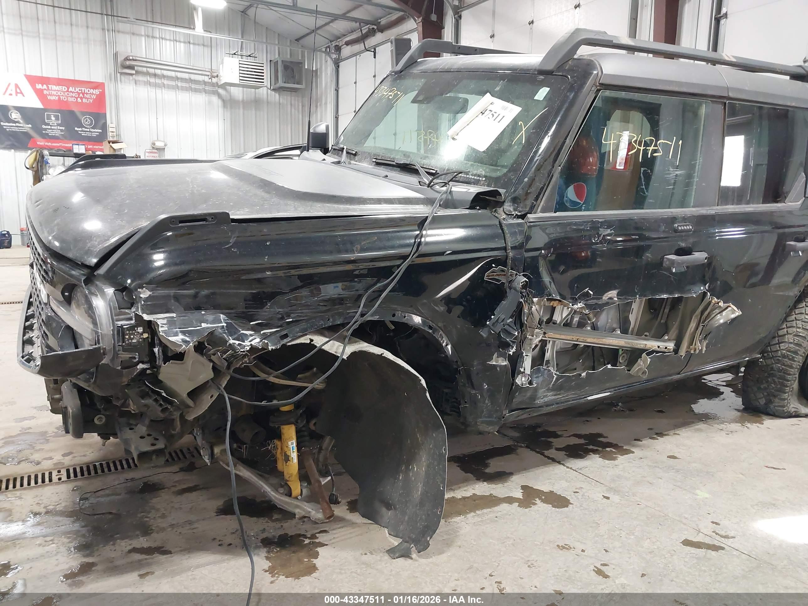 FORD BRONCO image 6