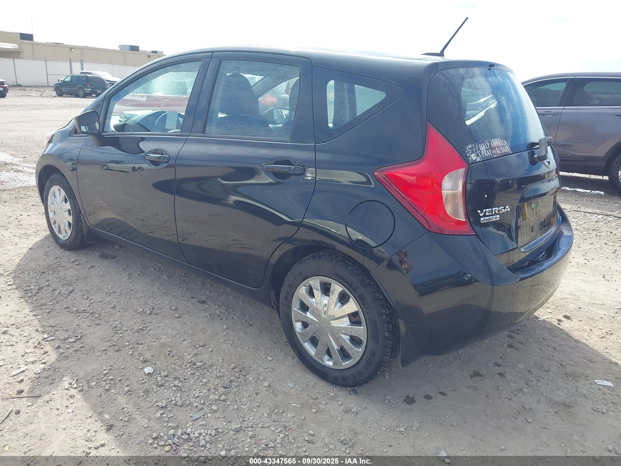 NISSAN VERSA image 3