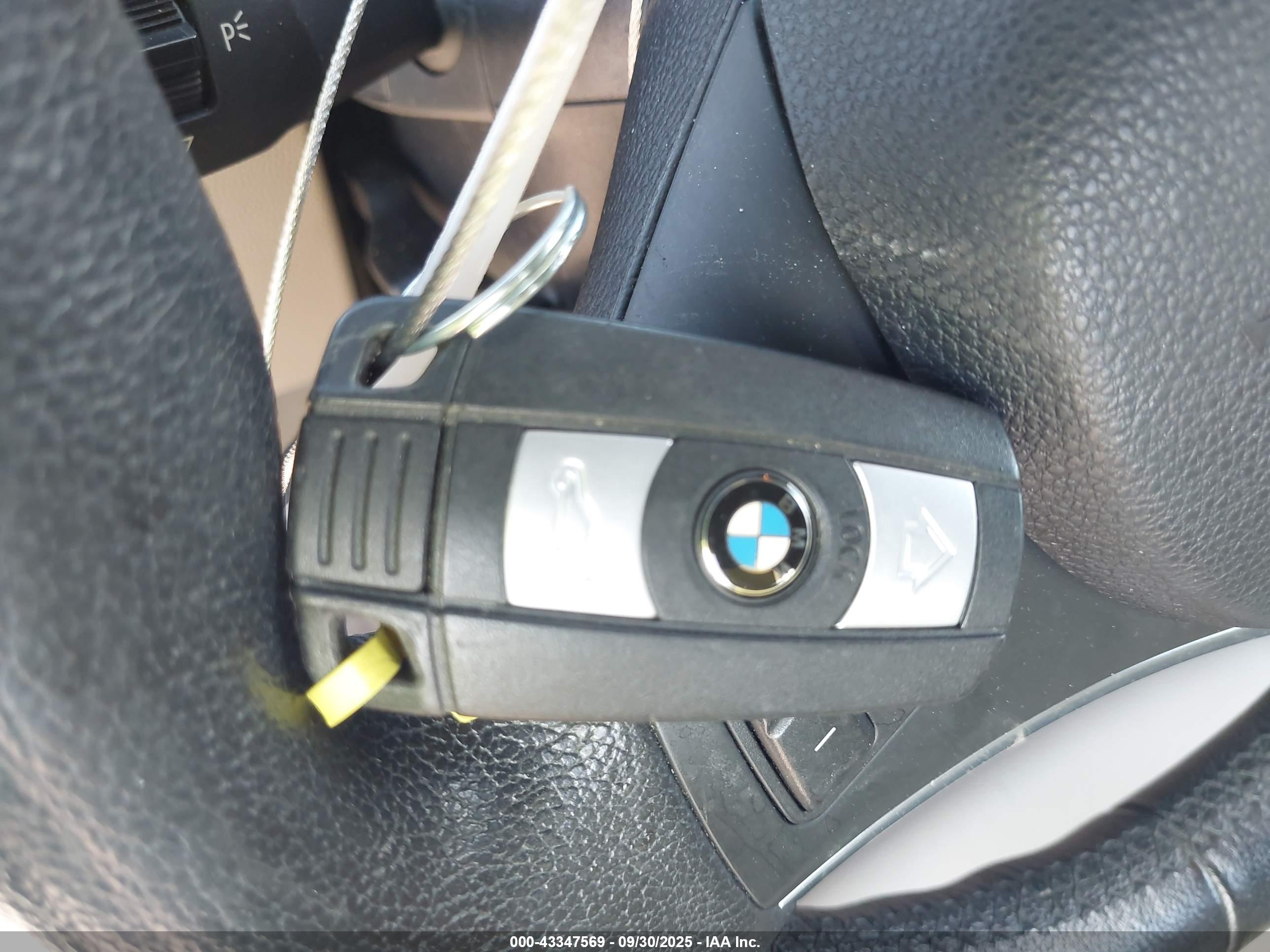 BMW 128I image 11