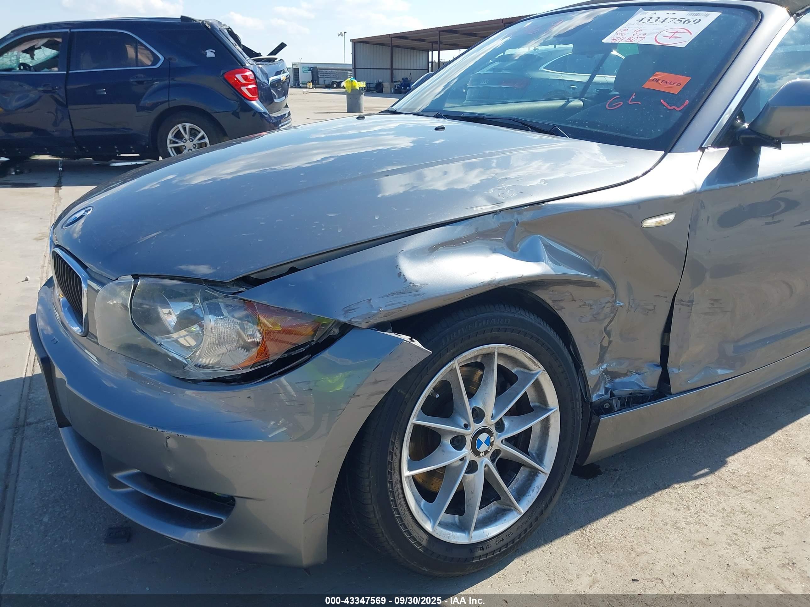 BMW 128I image 6
