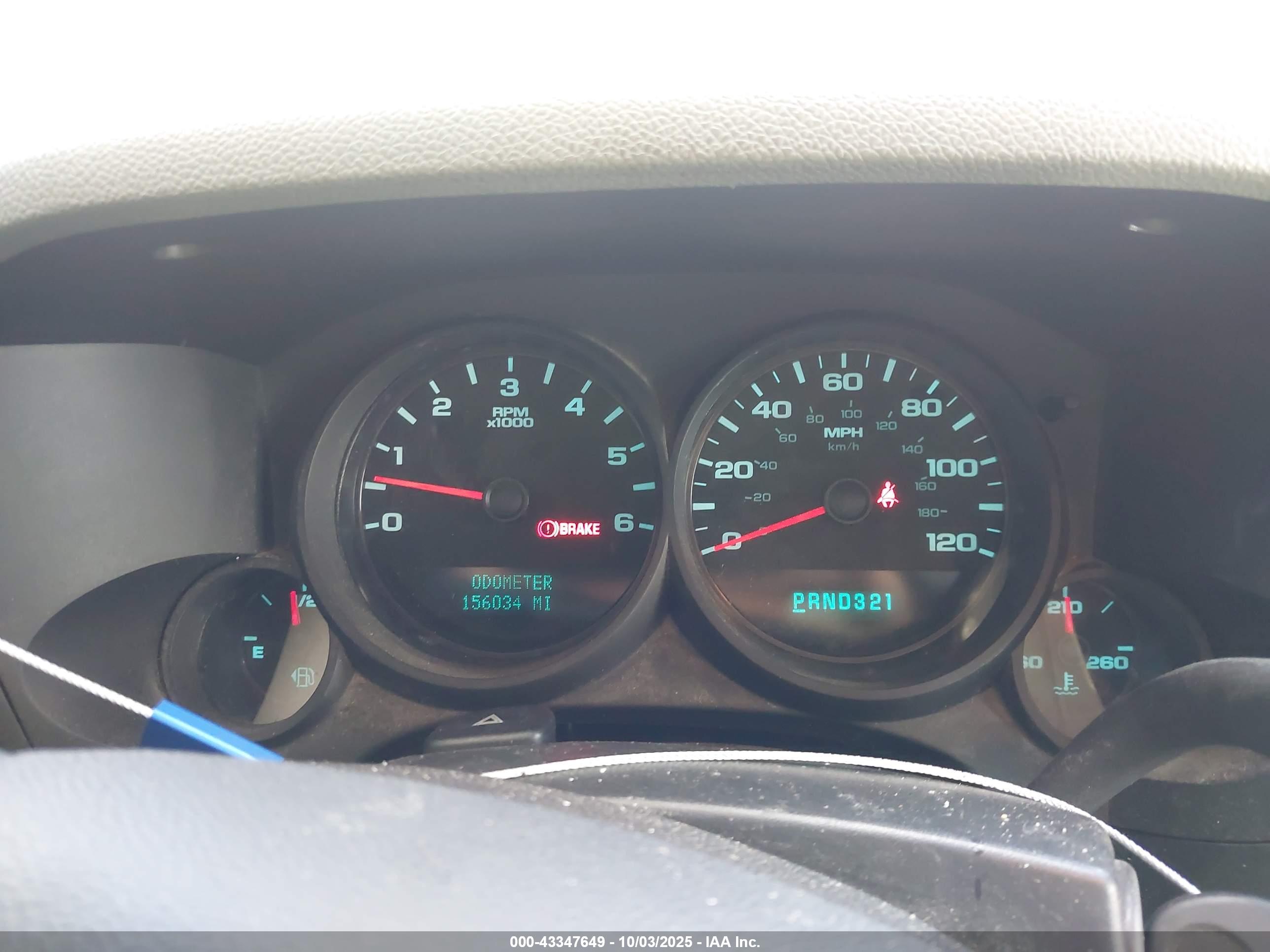 CHEVROLET SILVERADO image 7
