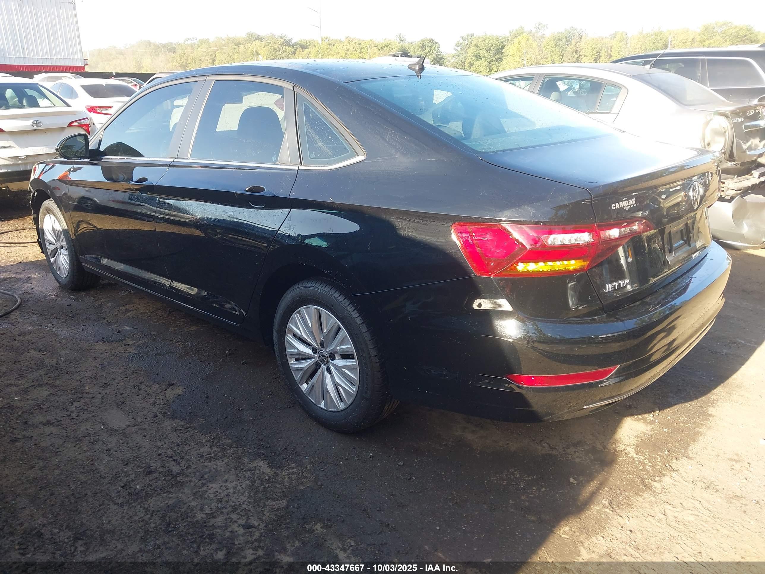 VOLKSWAGEN JETTA image 3
