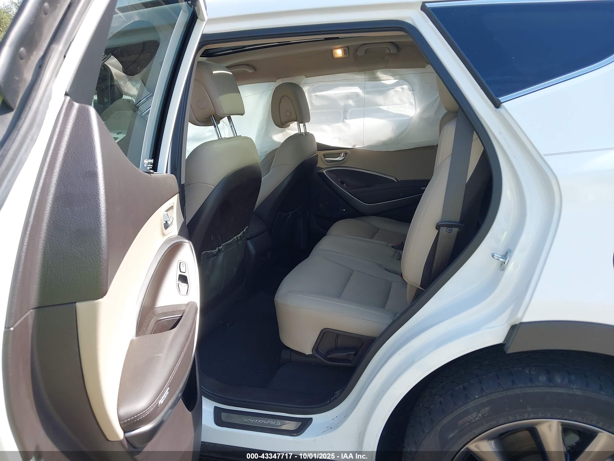 HYUNDAI SANTA image 8