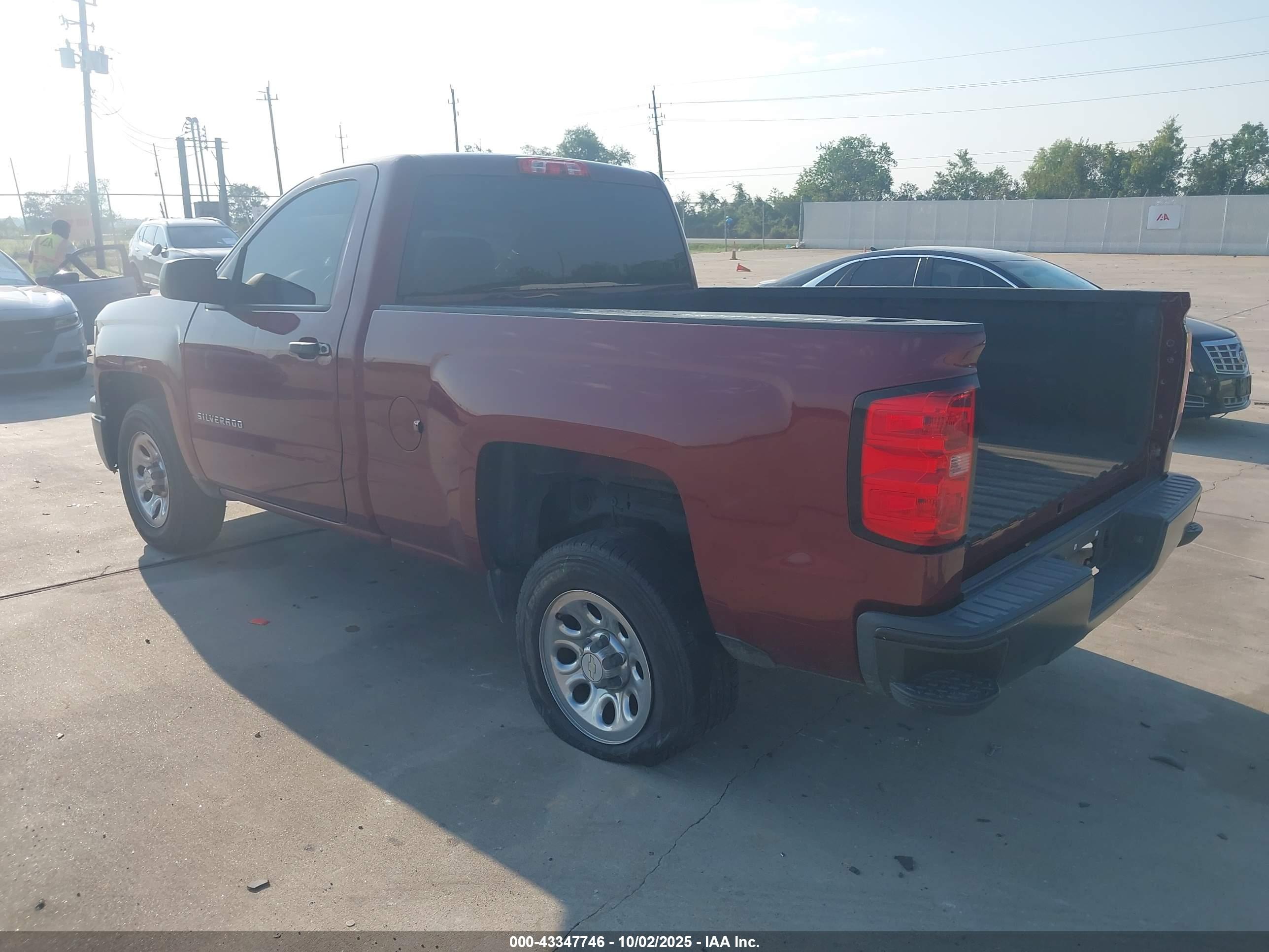 CHEVROLET SILVERADO image 3