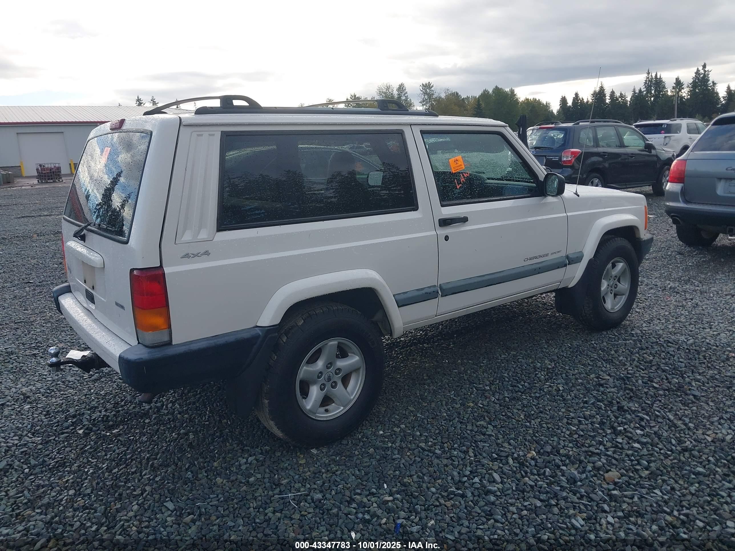 JEEP CHEROKEE image 4