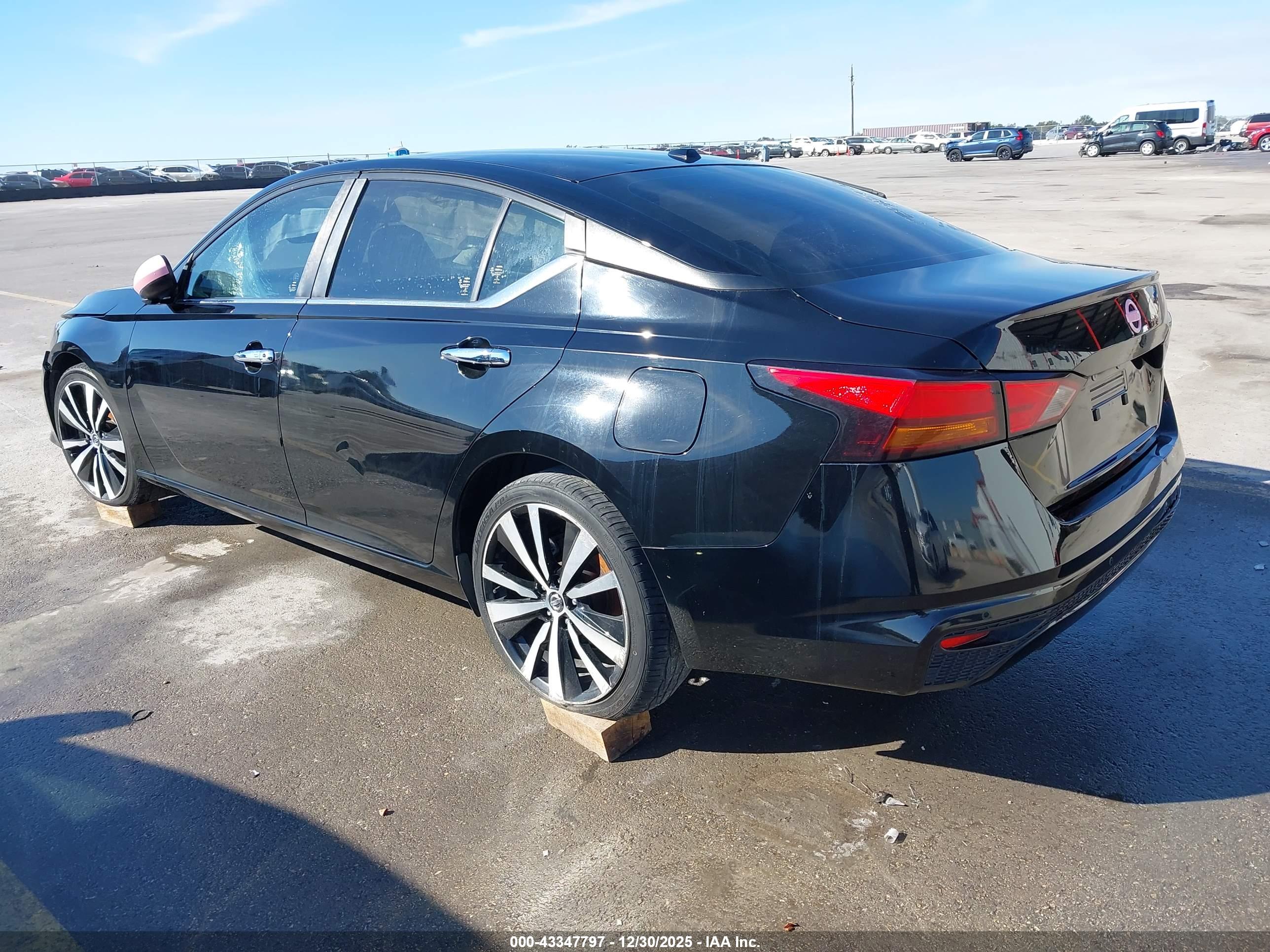NISSAN ALTIMA image 3