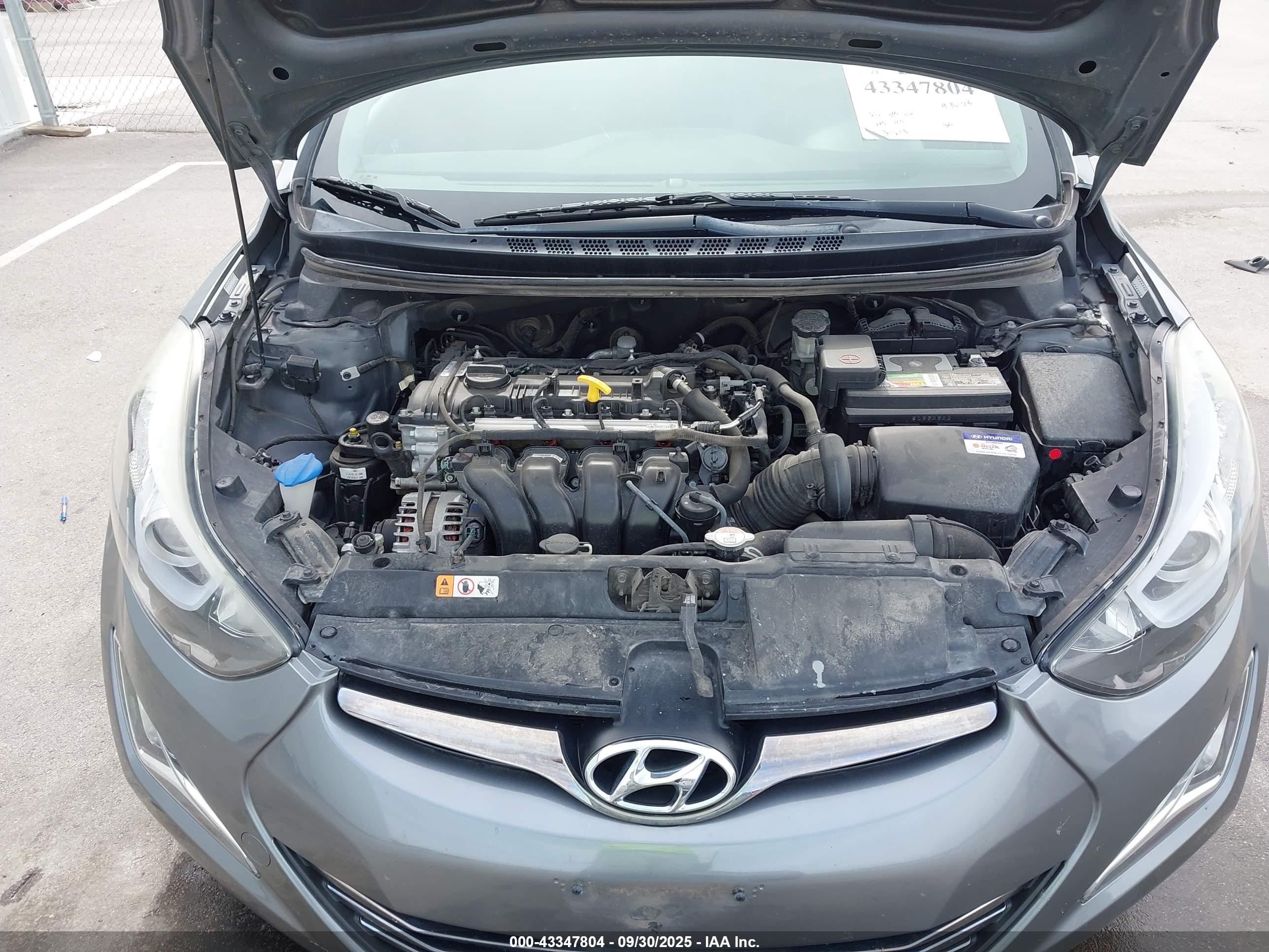 HYUNDAI ELANTRA image 10