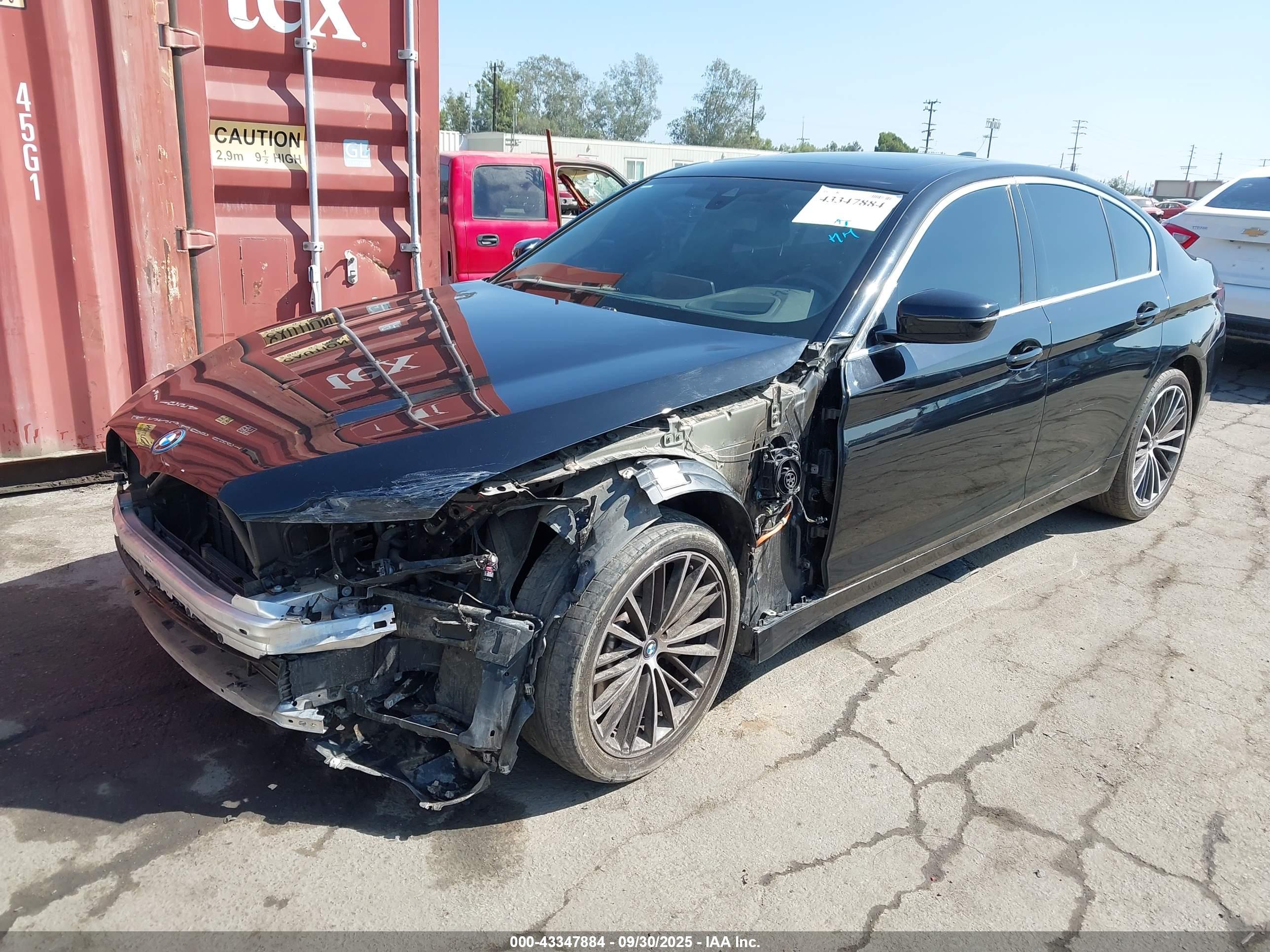 BMW 530E image 2