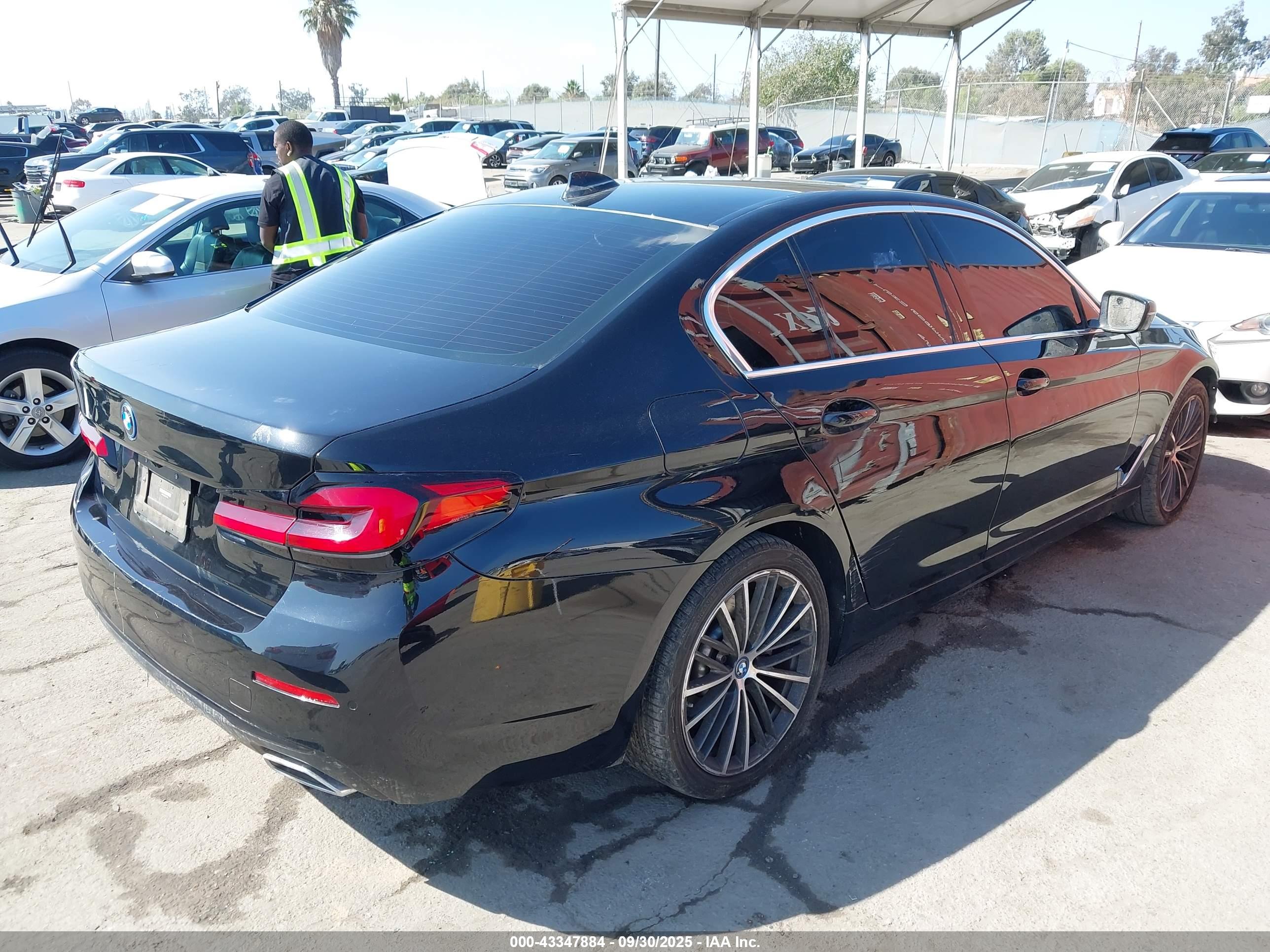 BMW 530E image 4