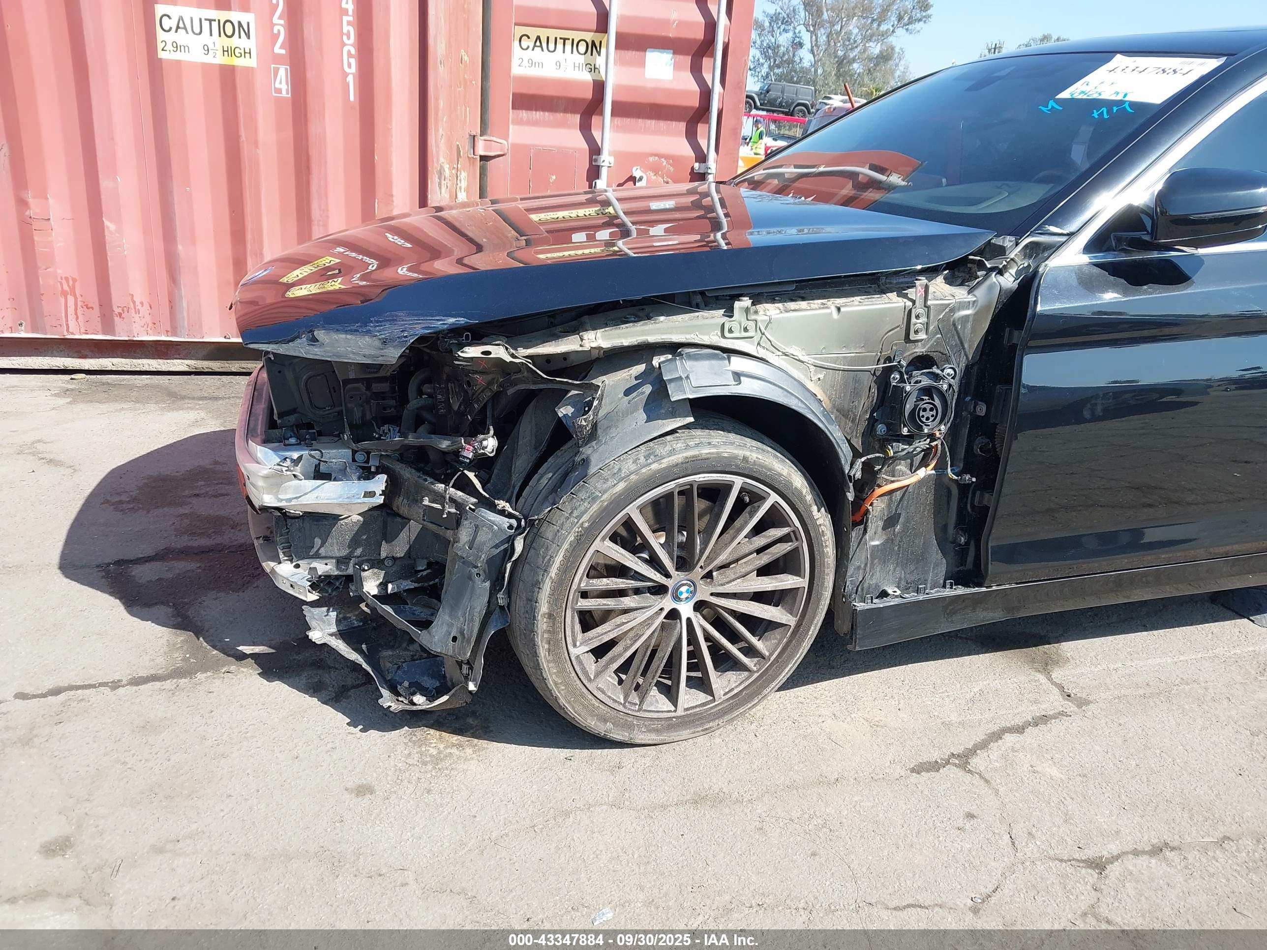 BMW 530E image 6