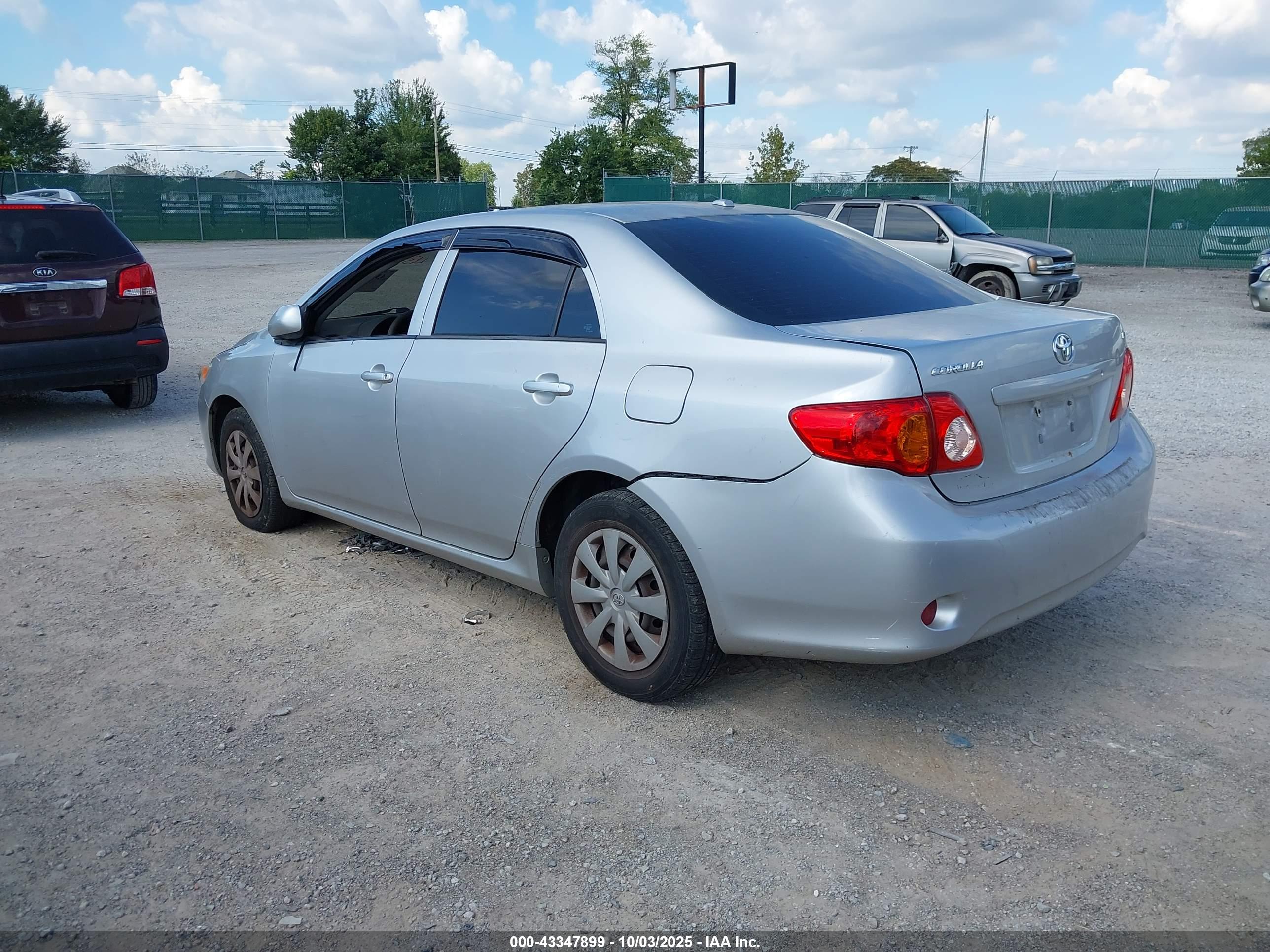 TOYOTA COROLLA image 3