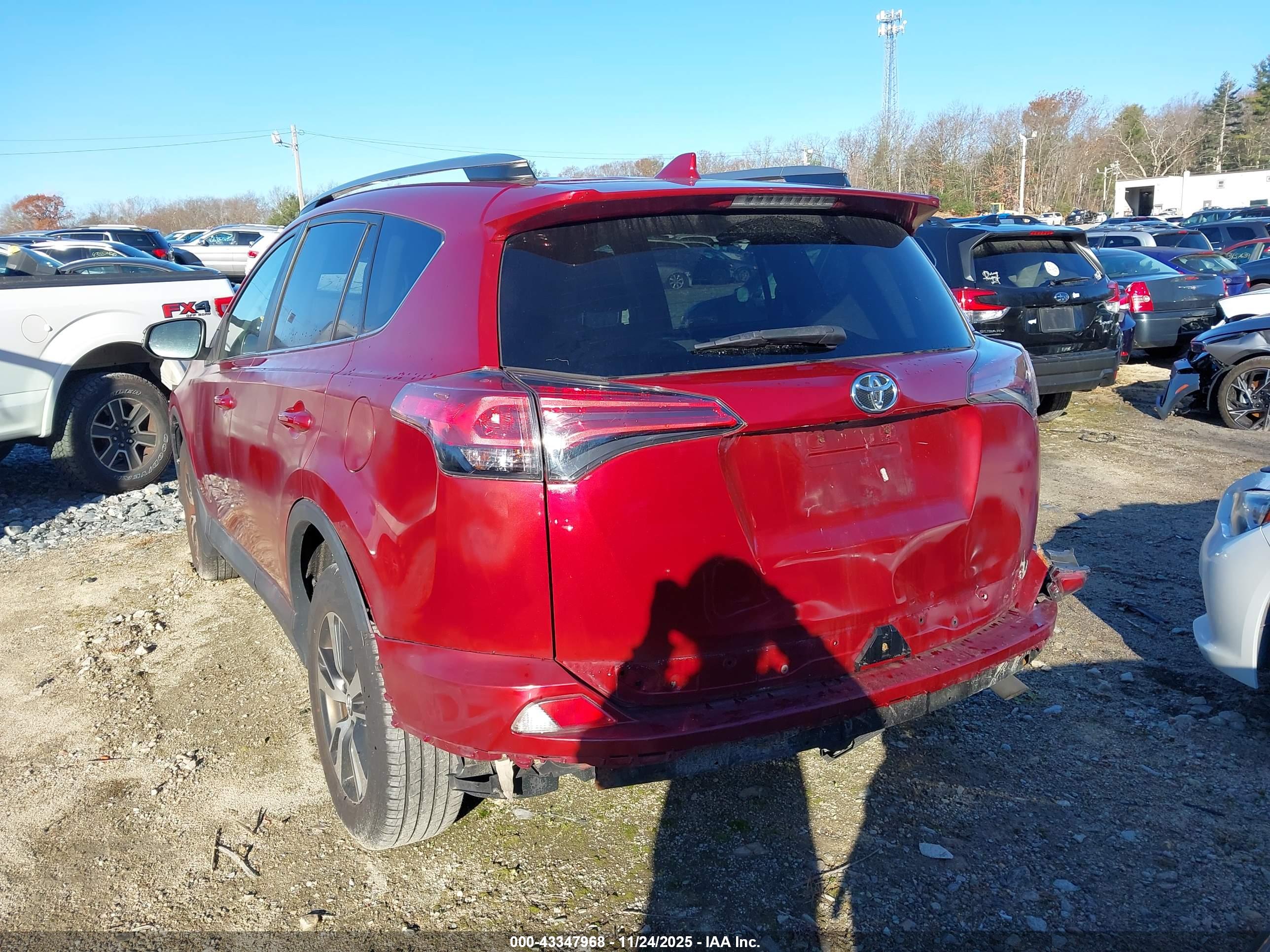 TOYOTA RAV4 image 3