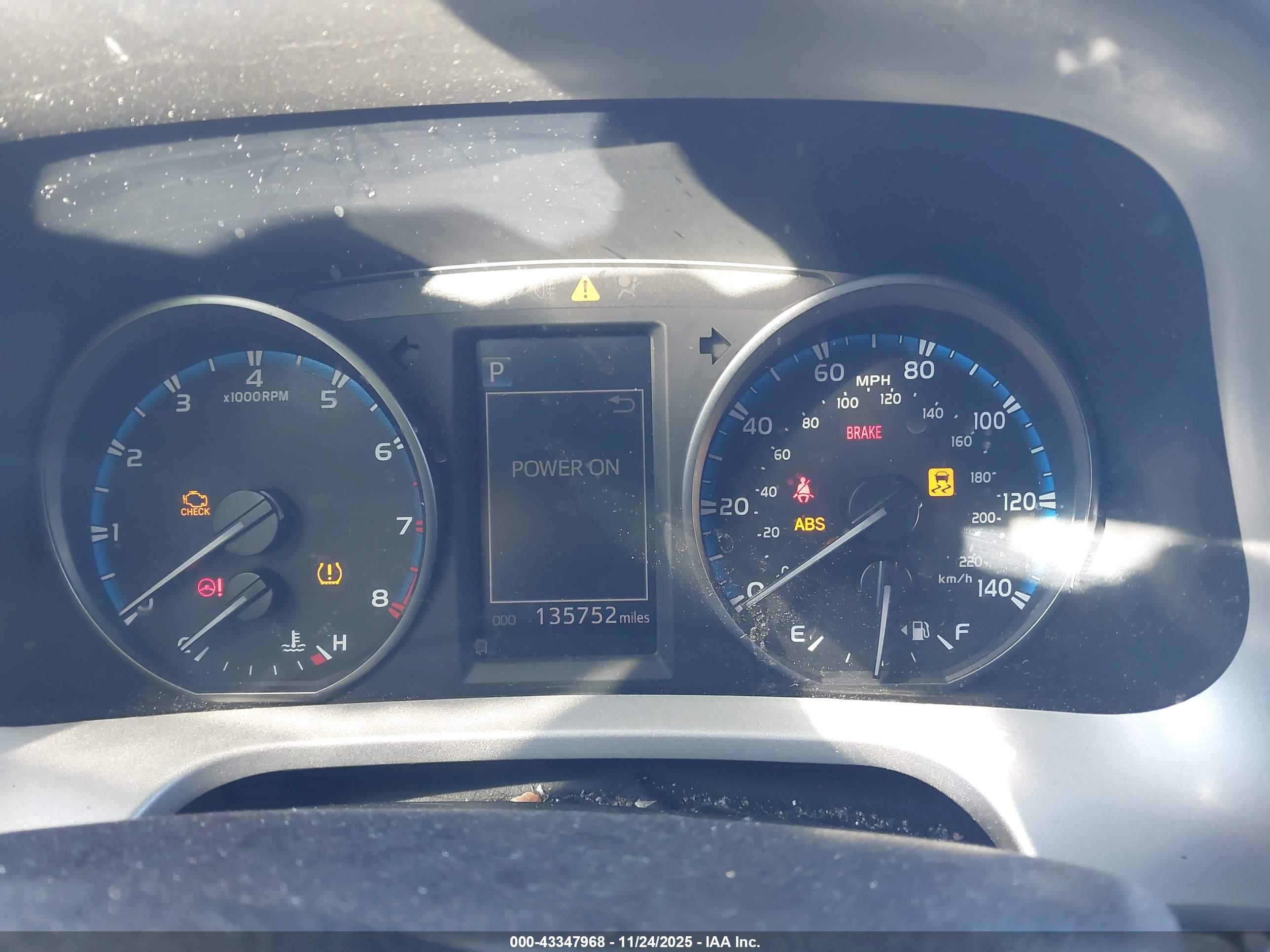 TOYOTA RAV4 image 7