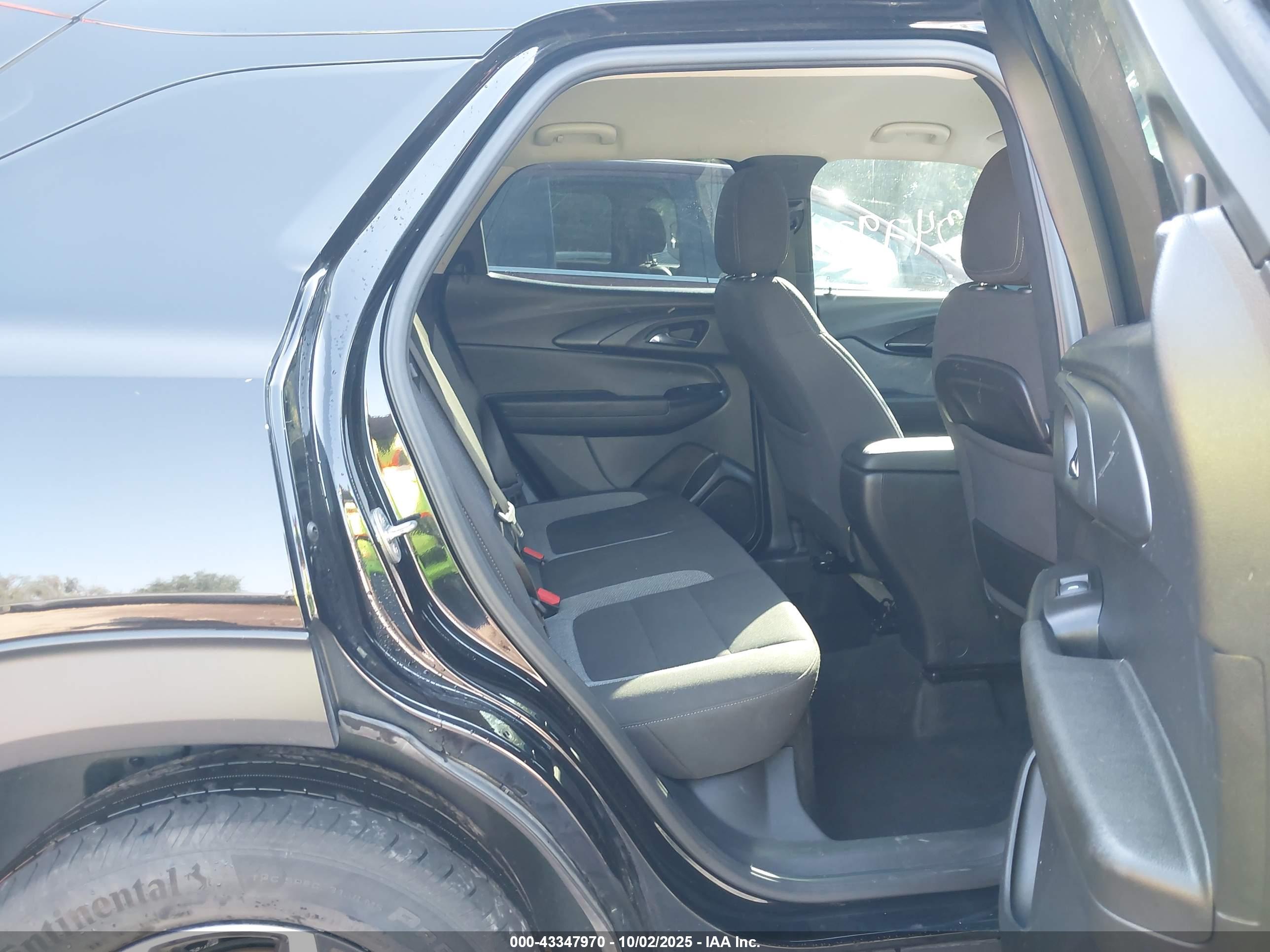 CHEVROLET TRAILBLAZER image 8