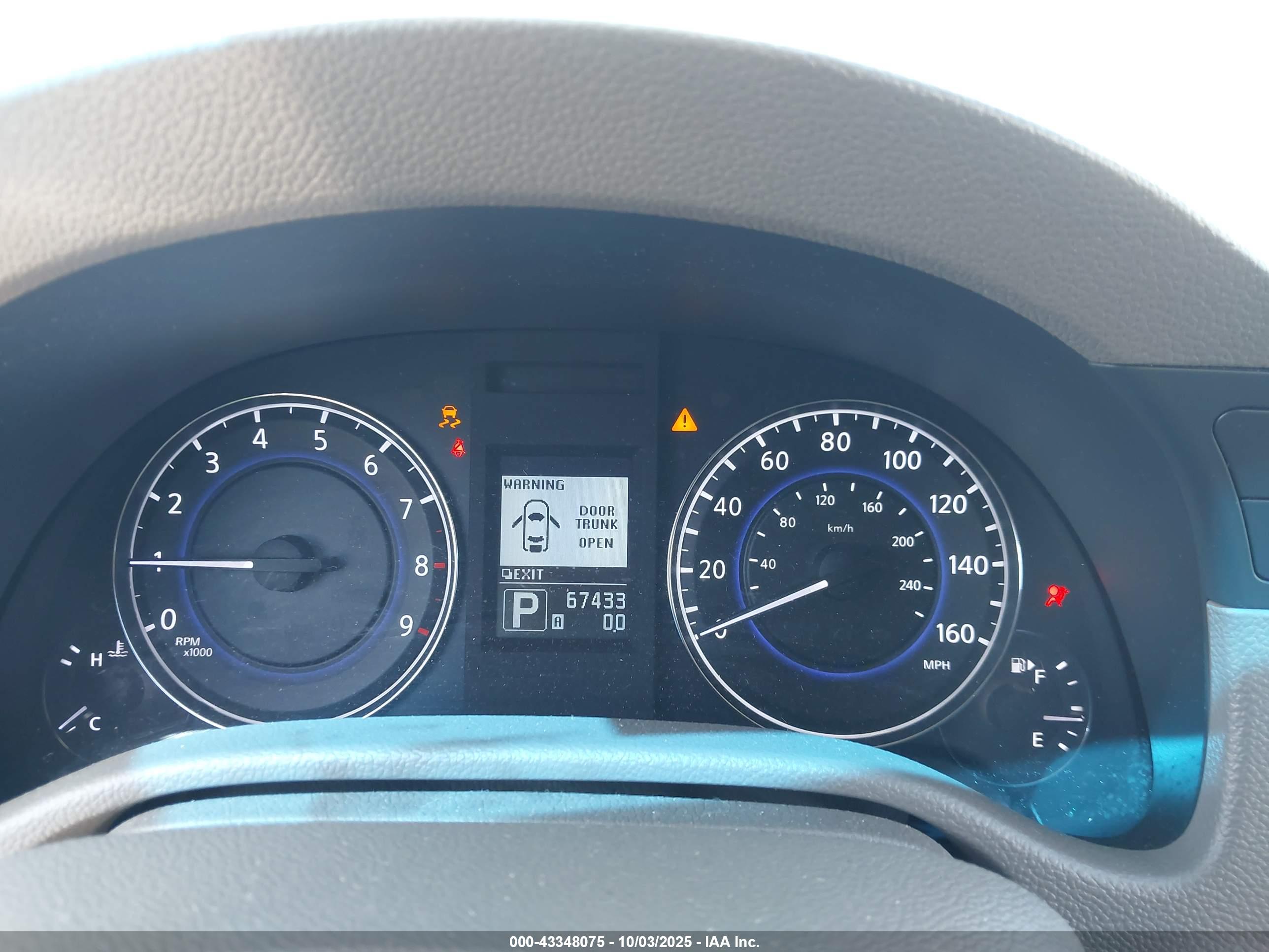 INFINITI G37 image 7