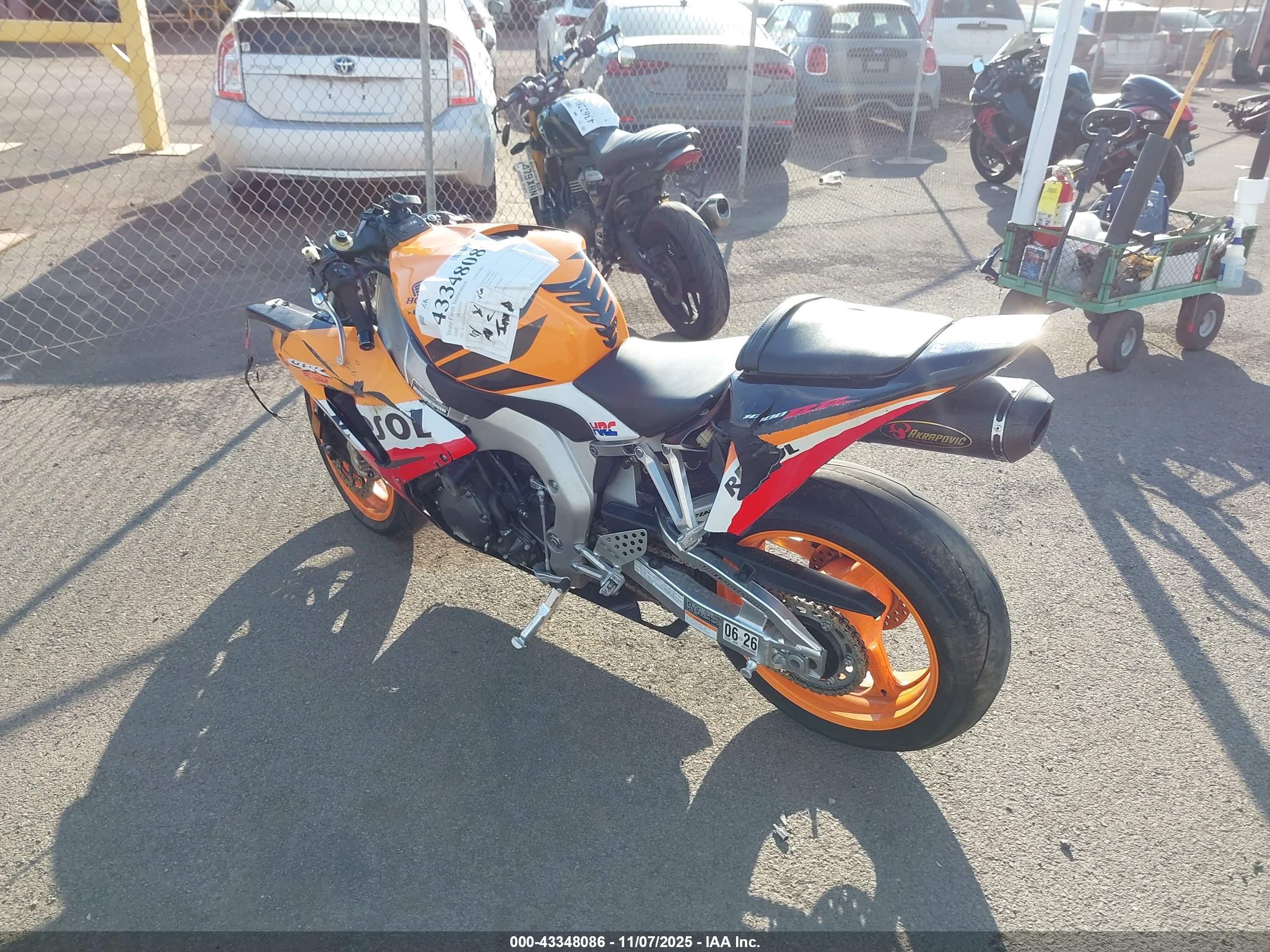 HONDA CBR1000 image 3