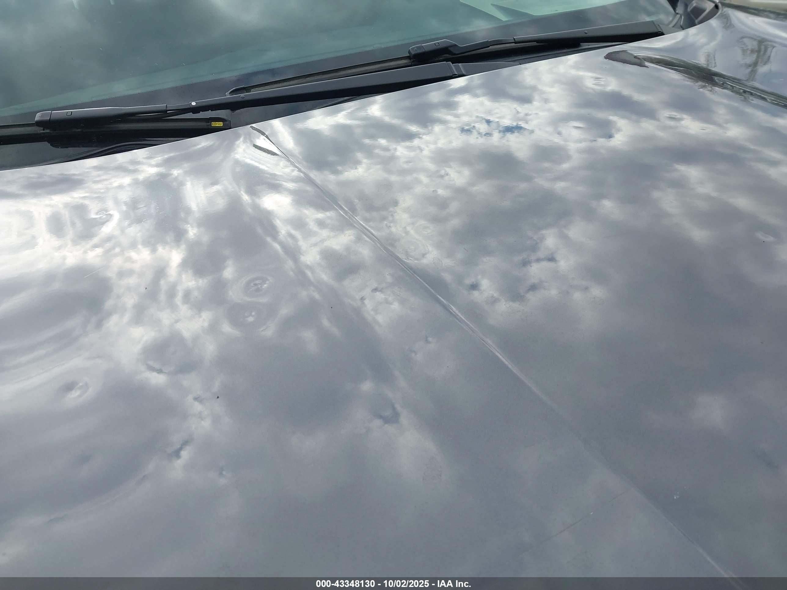 SUBARU OUTBACK image 6