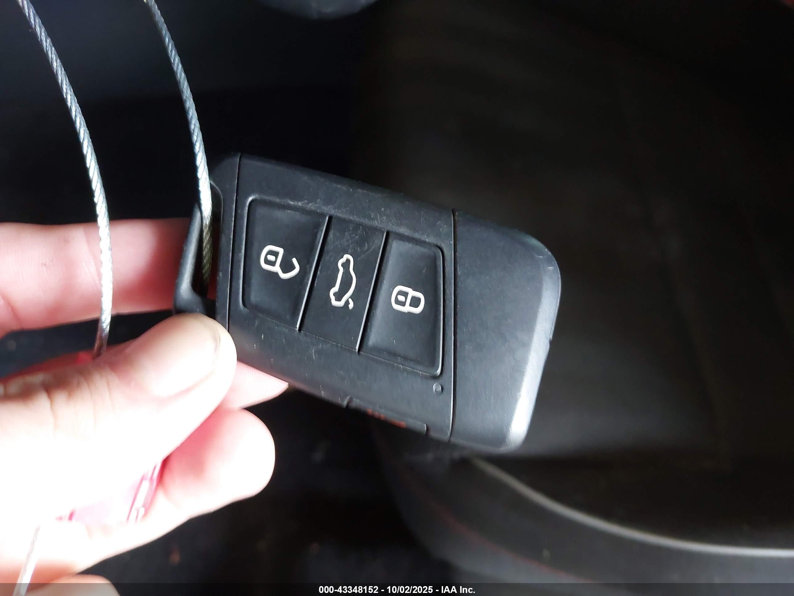 VOLKSWAGEN JETTA image 11